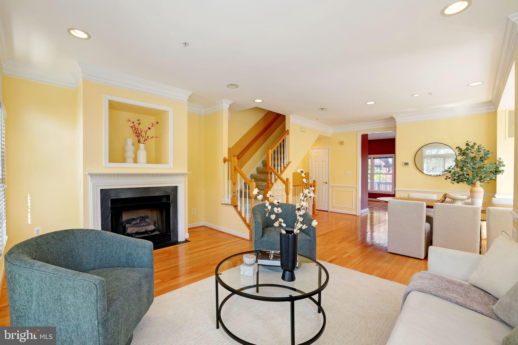 FALLSGROVE - Residential