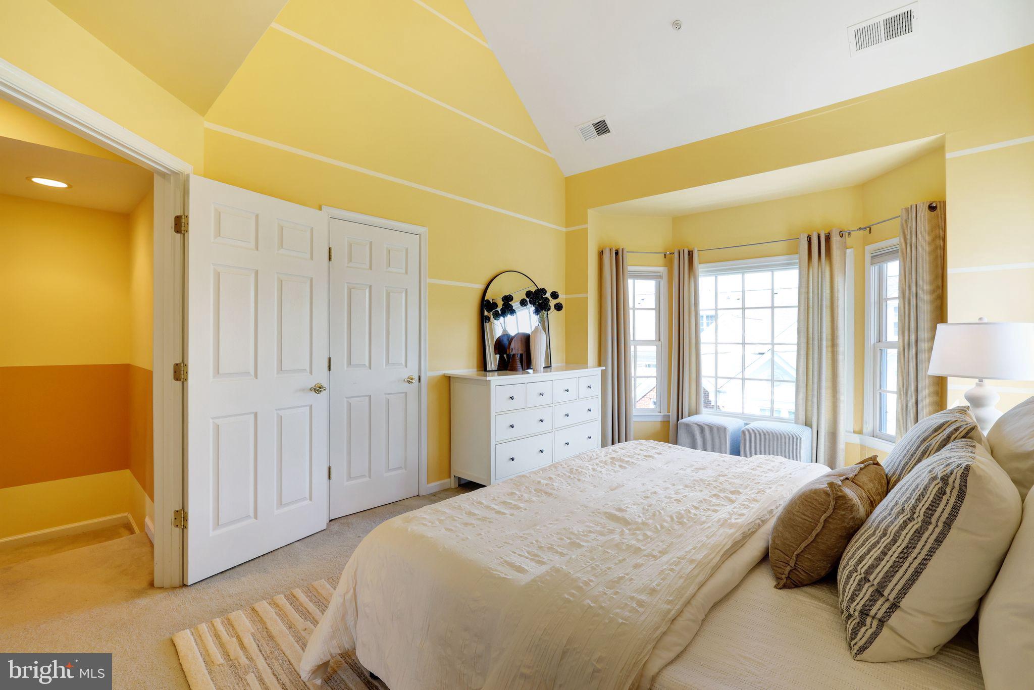 FALLSGROVE - Residential