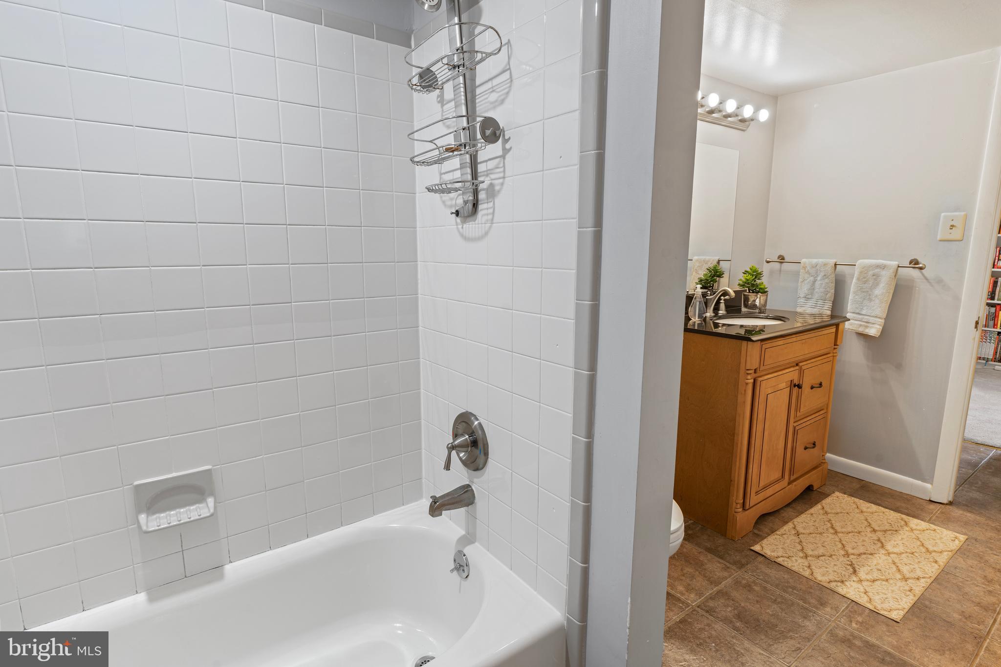 WILDWOOD MANOR - Residential