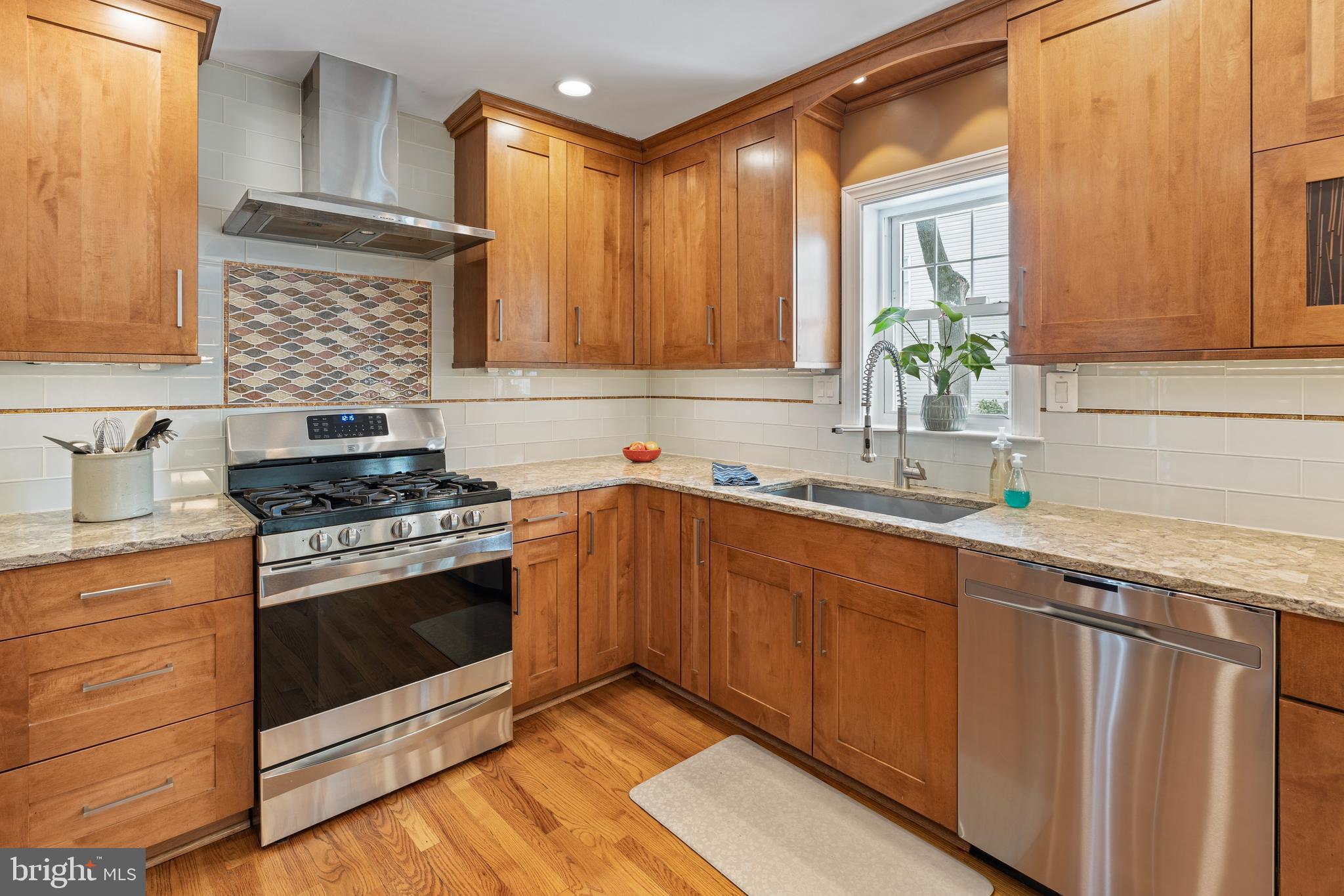 WILDWOOD MANOR - Residential