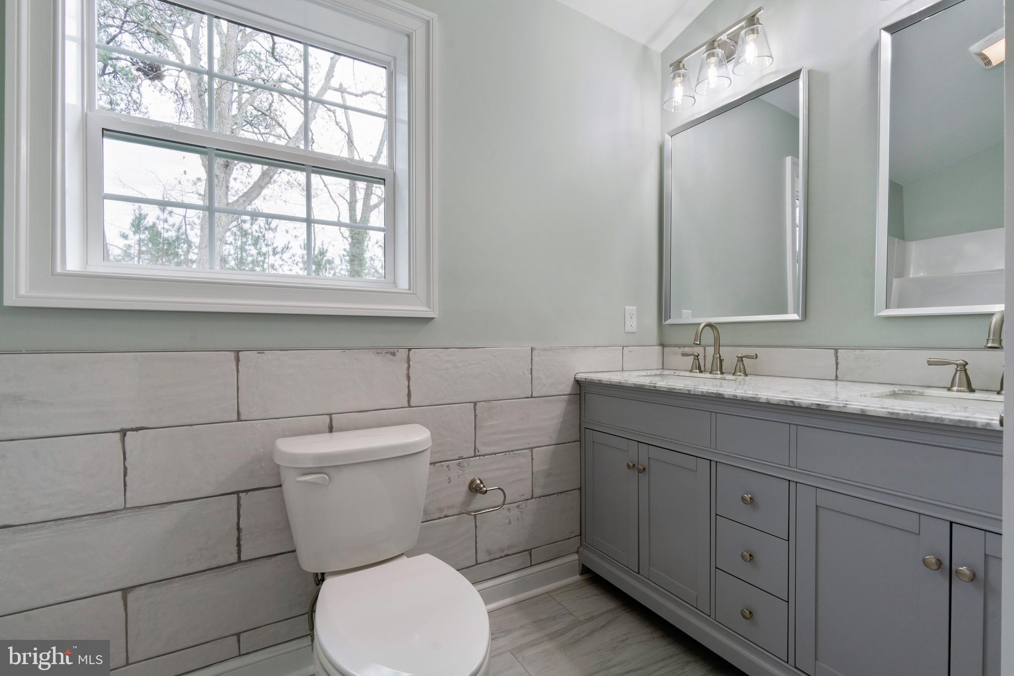 ROCK HALL - Residential