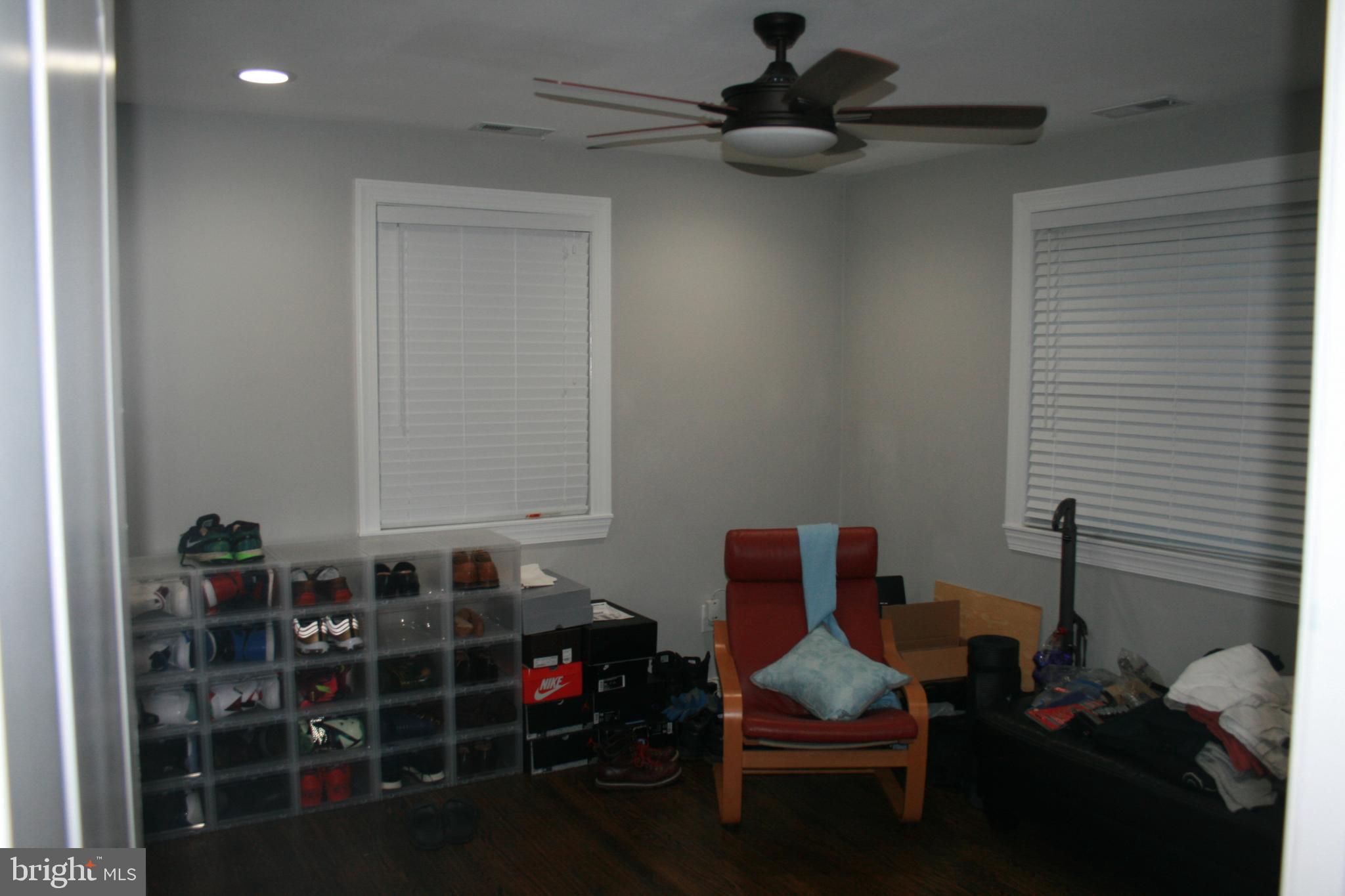 FORT WASHINGTON - Residential Lease