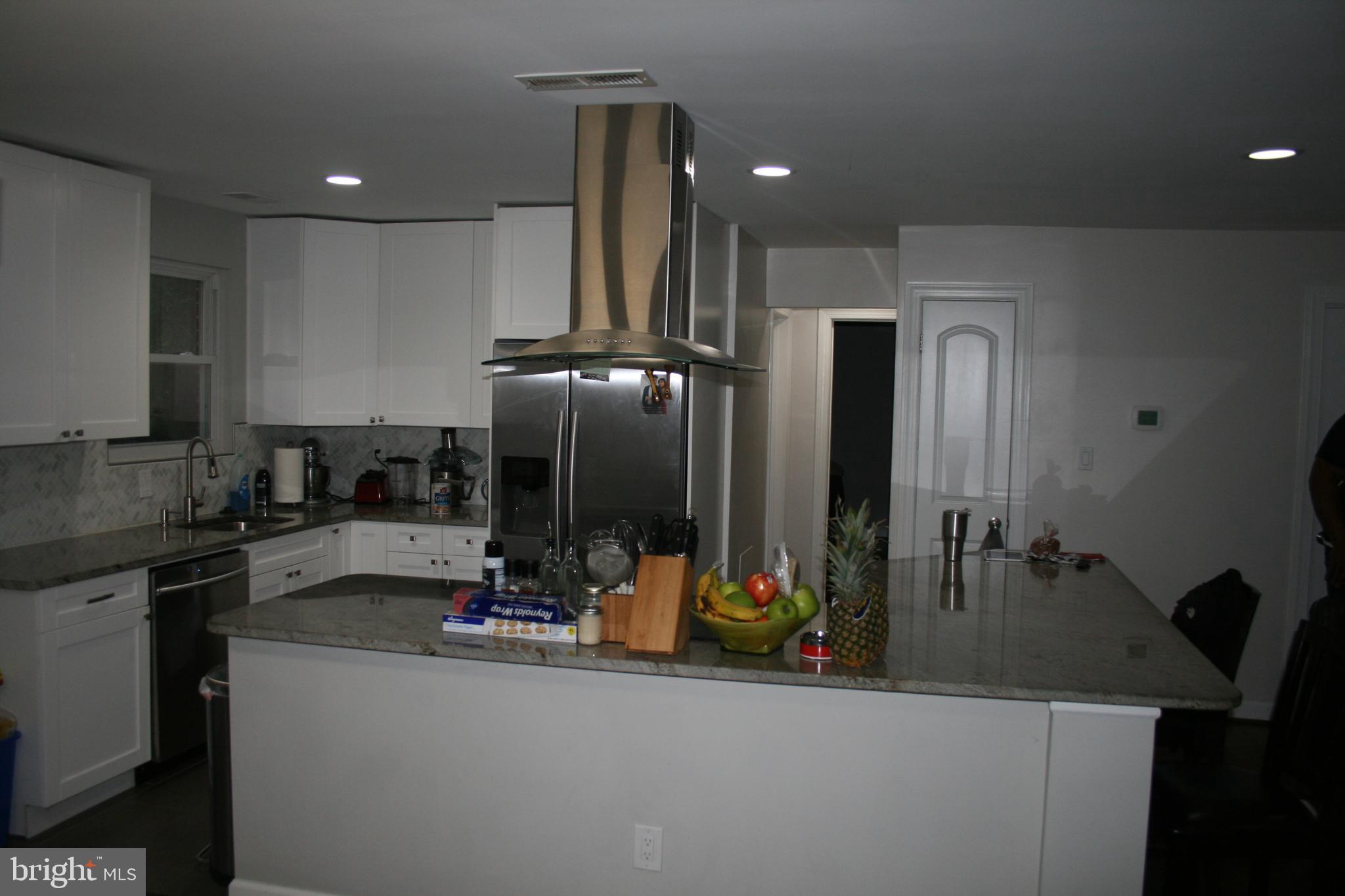 FORT WASHINGTON - Residential Lease