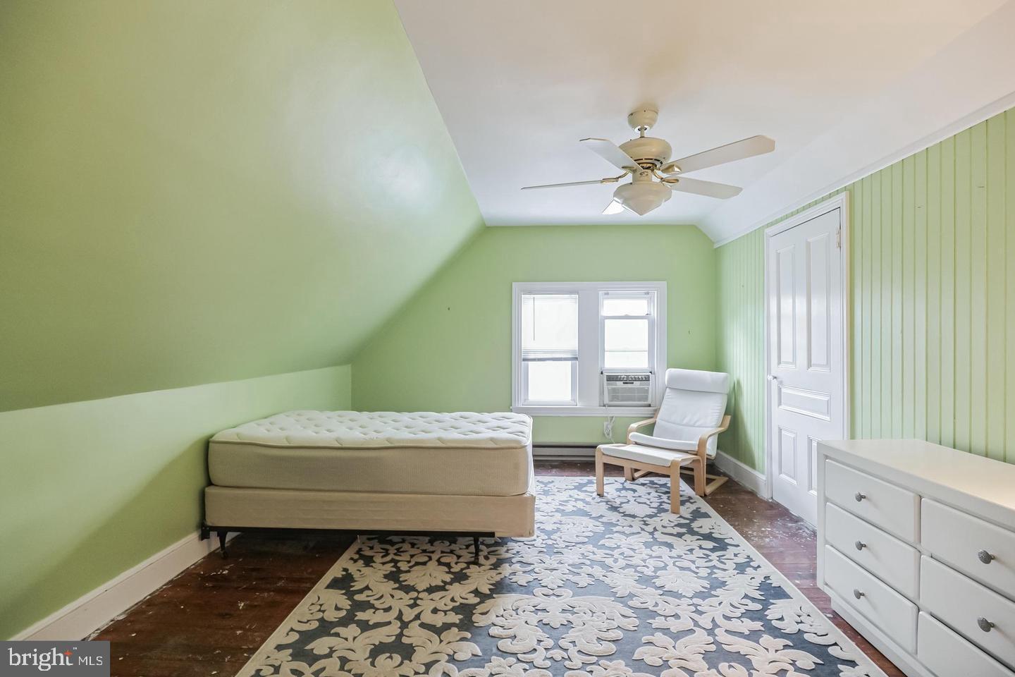 ELKINS PARK - Residential Lease