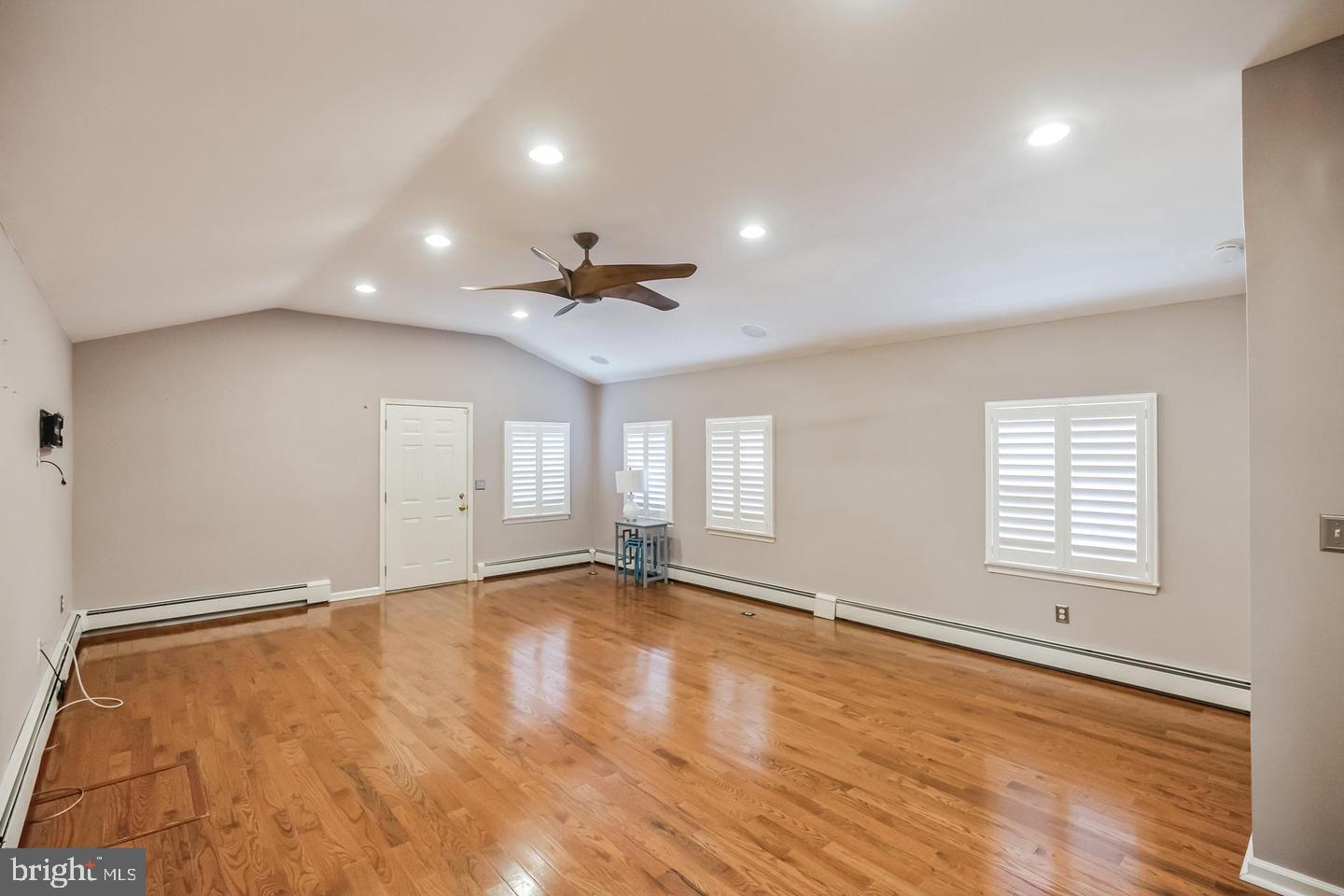 ELKINS PARK - Residential Lease