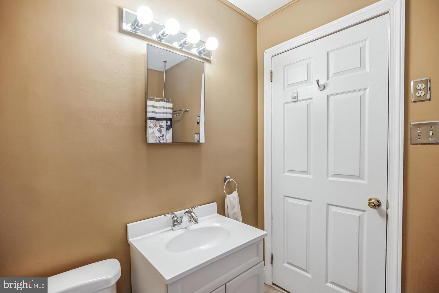 ELKINS PARK - Residential Lease