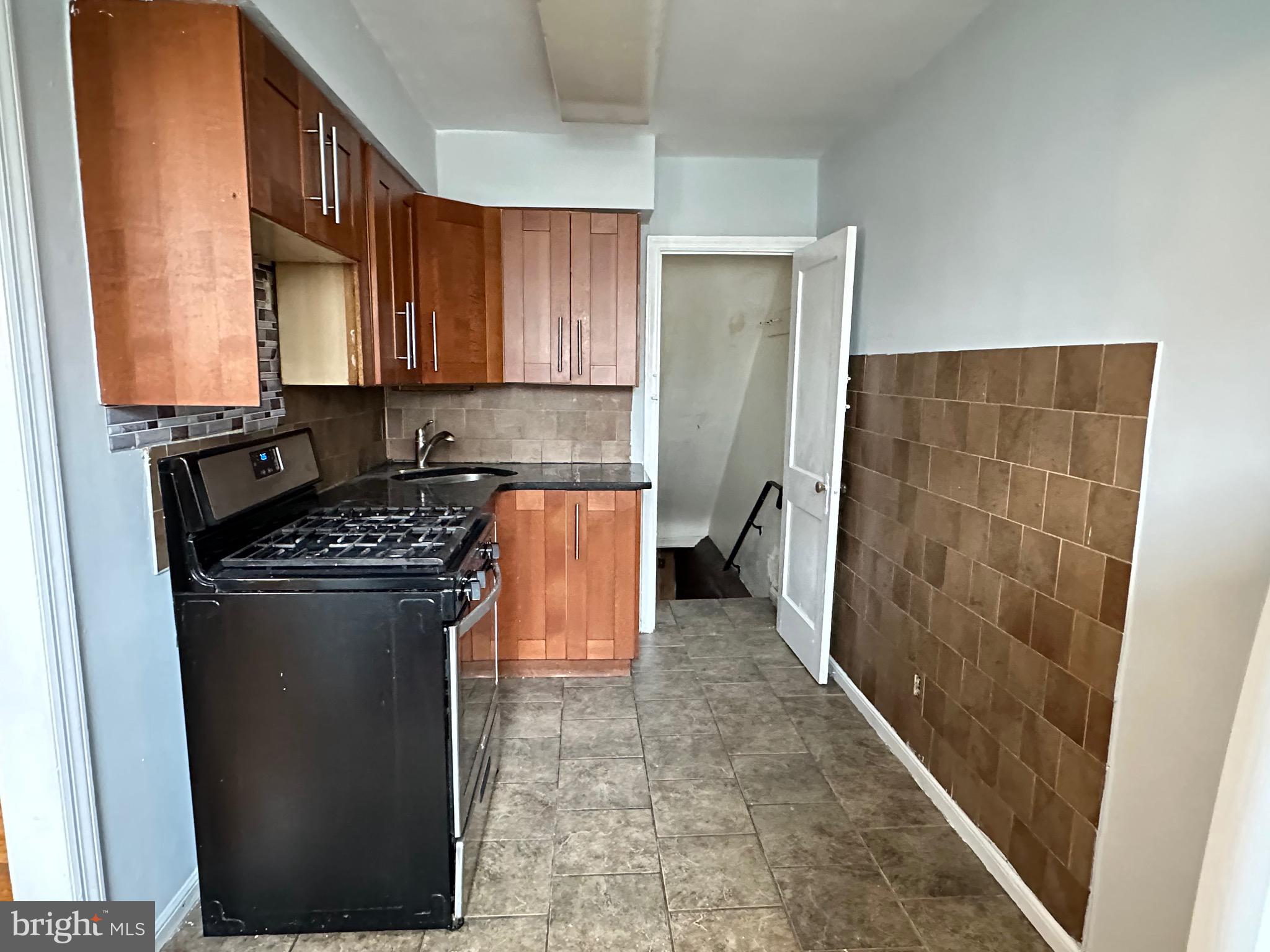 MAYFAIR - Residential