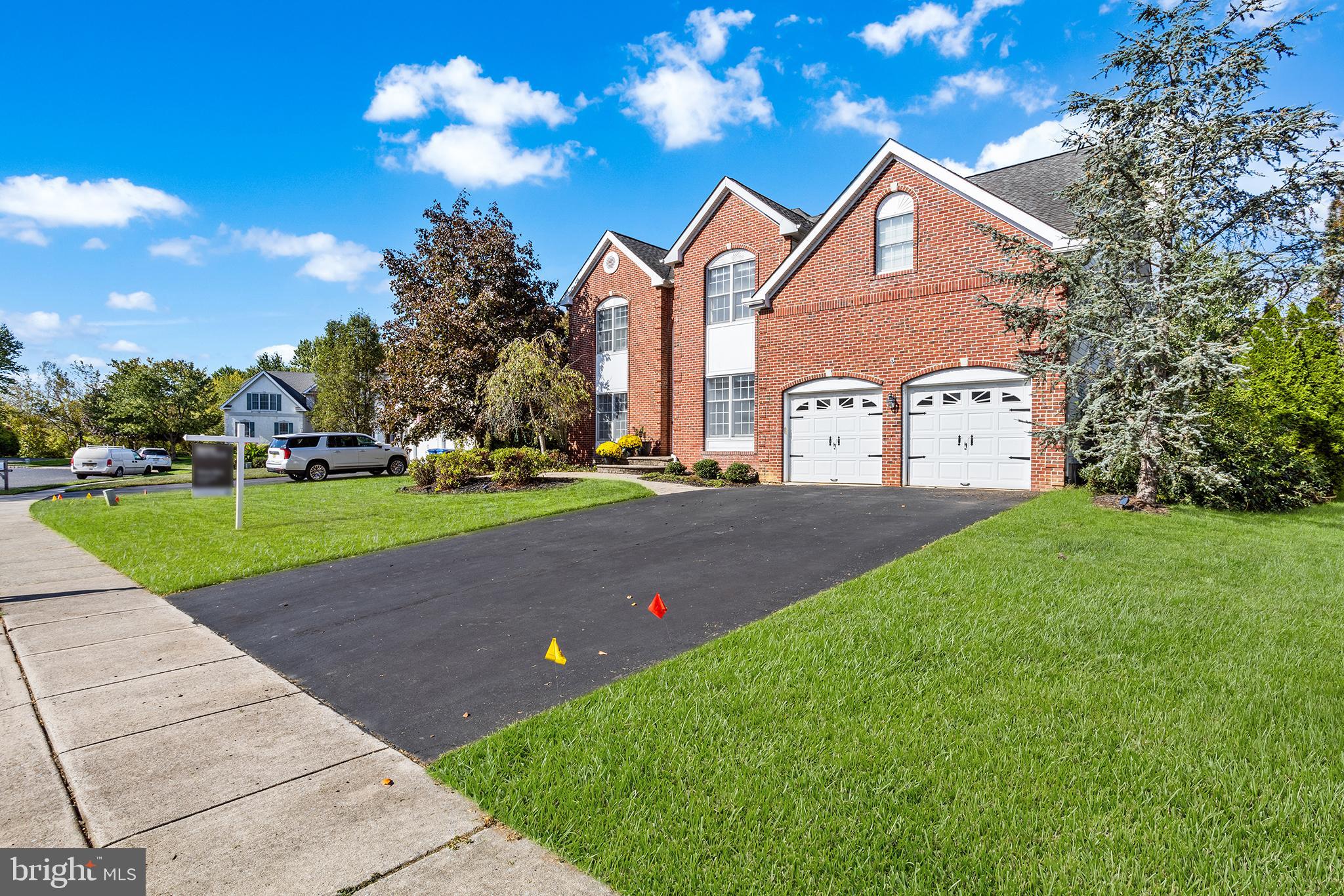 7 SYCAMORE LANE