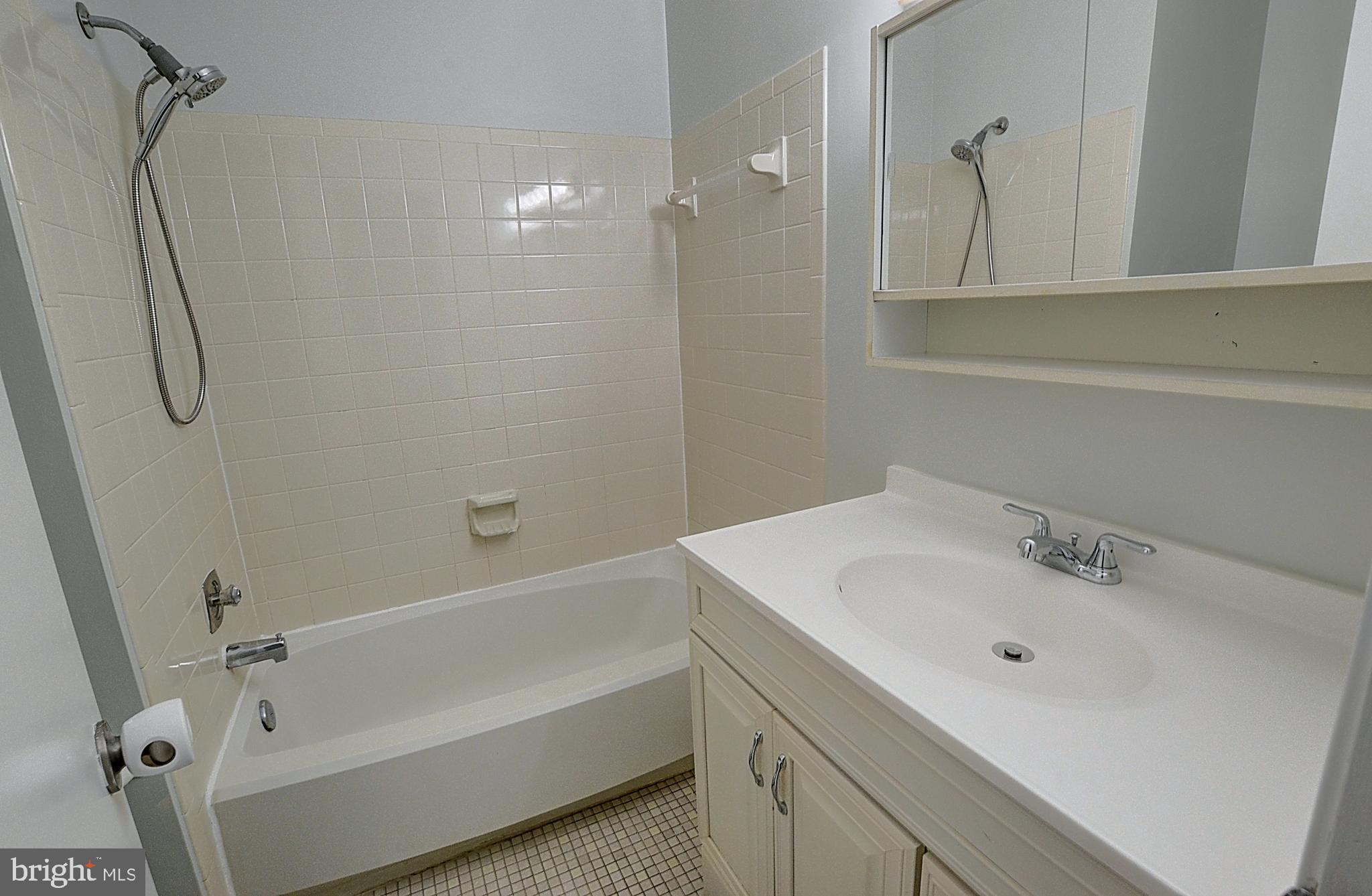 BEL PRE MANOR - Residential