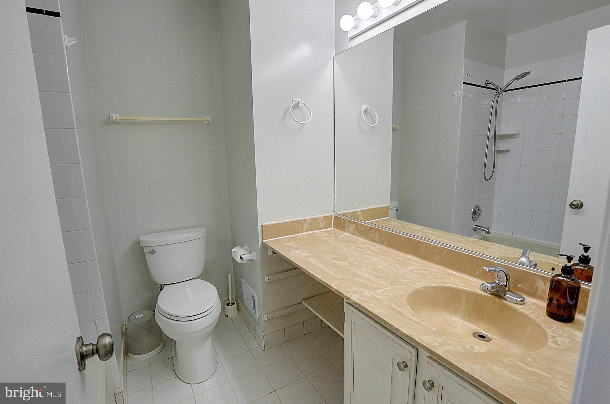 BEL PRE MANOR - Residential