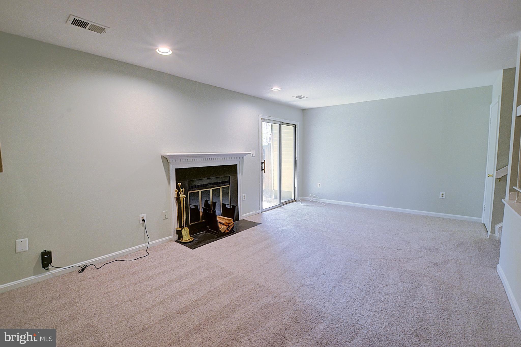 BEL PRE MANOR - Residential