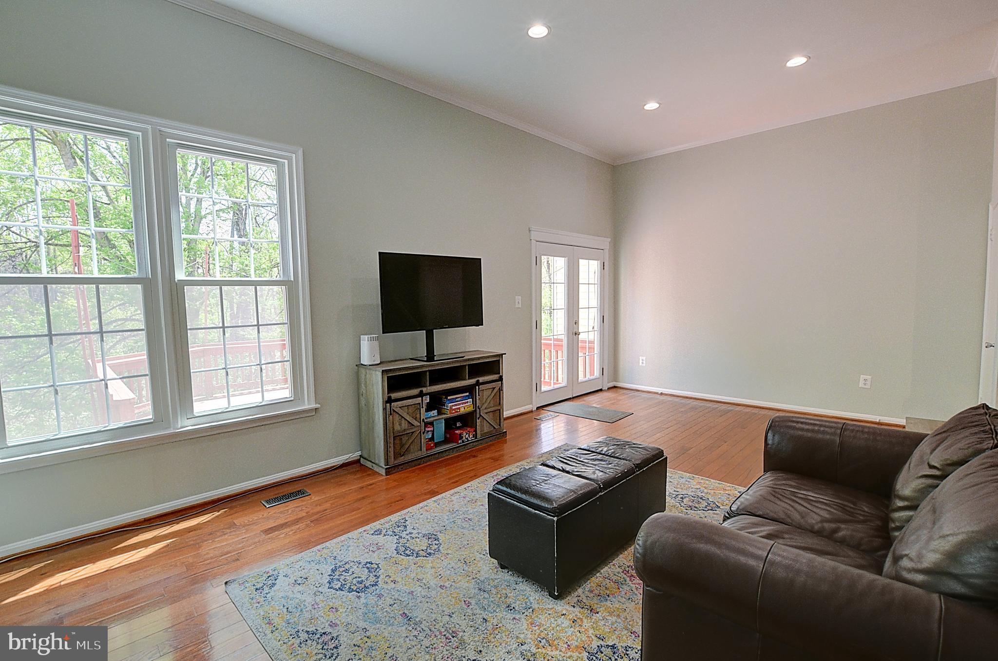 7 CATOCTIN COURT