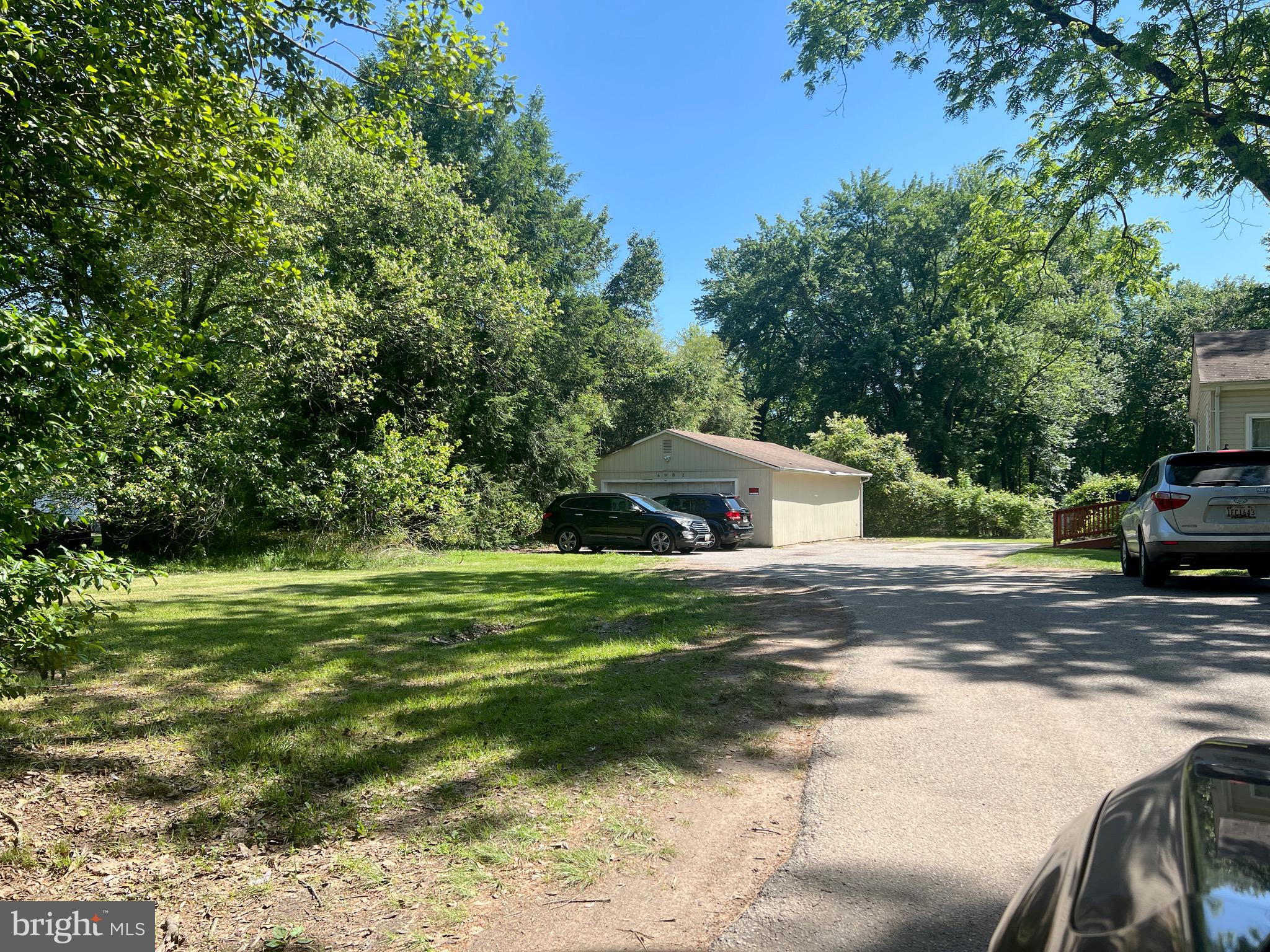 6901 GLENN DALE ROAD
