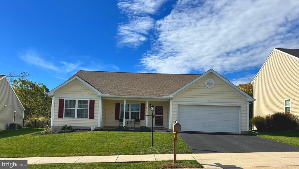 Photo of 175 Stone Creek Drive, YORK, PA 17406 (MLS # PAYK2092218)