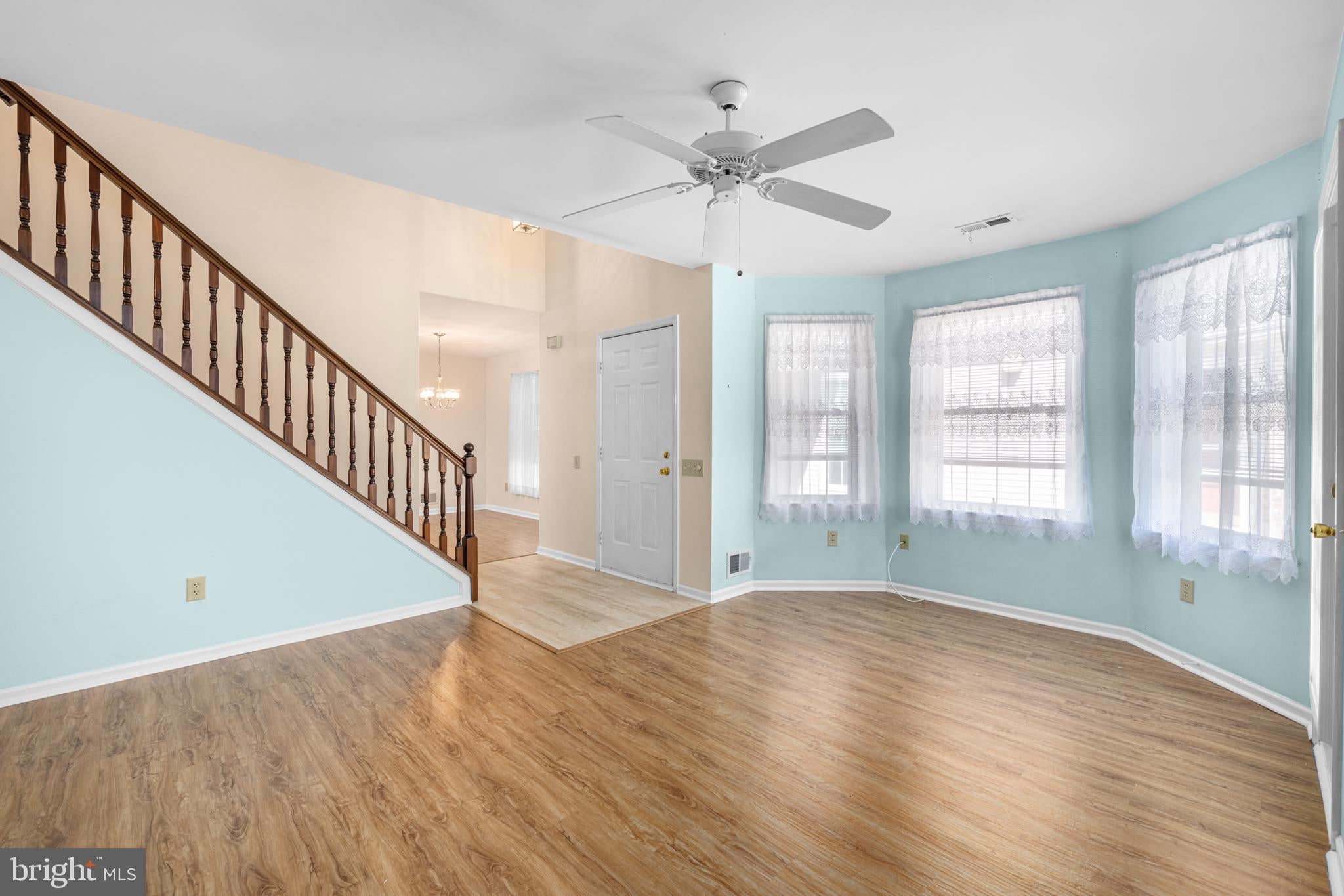 5 KENSINGTON COURT