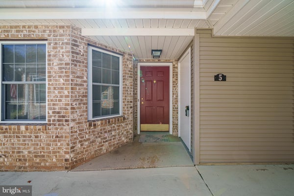 5 KENSINGTON CT, WILMINGTON, DE 19804 - Image ec71e1dbb24829968f1e3c70ca4bd1a9/2115352129