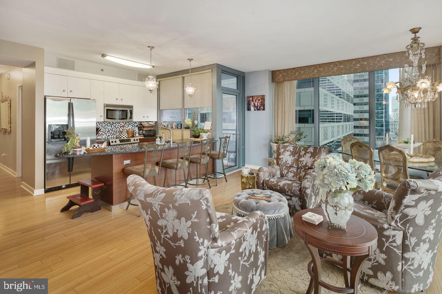 RITTENHOUSE SQUARE - Residential