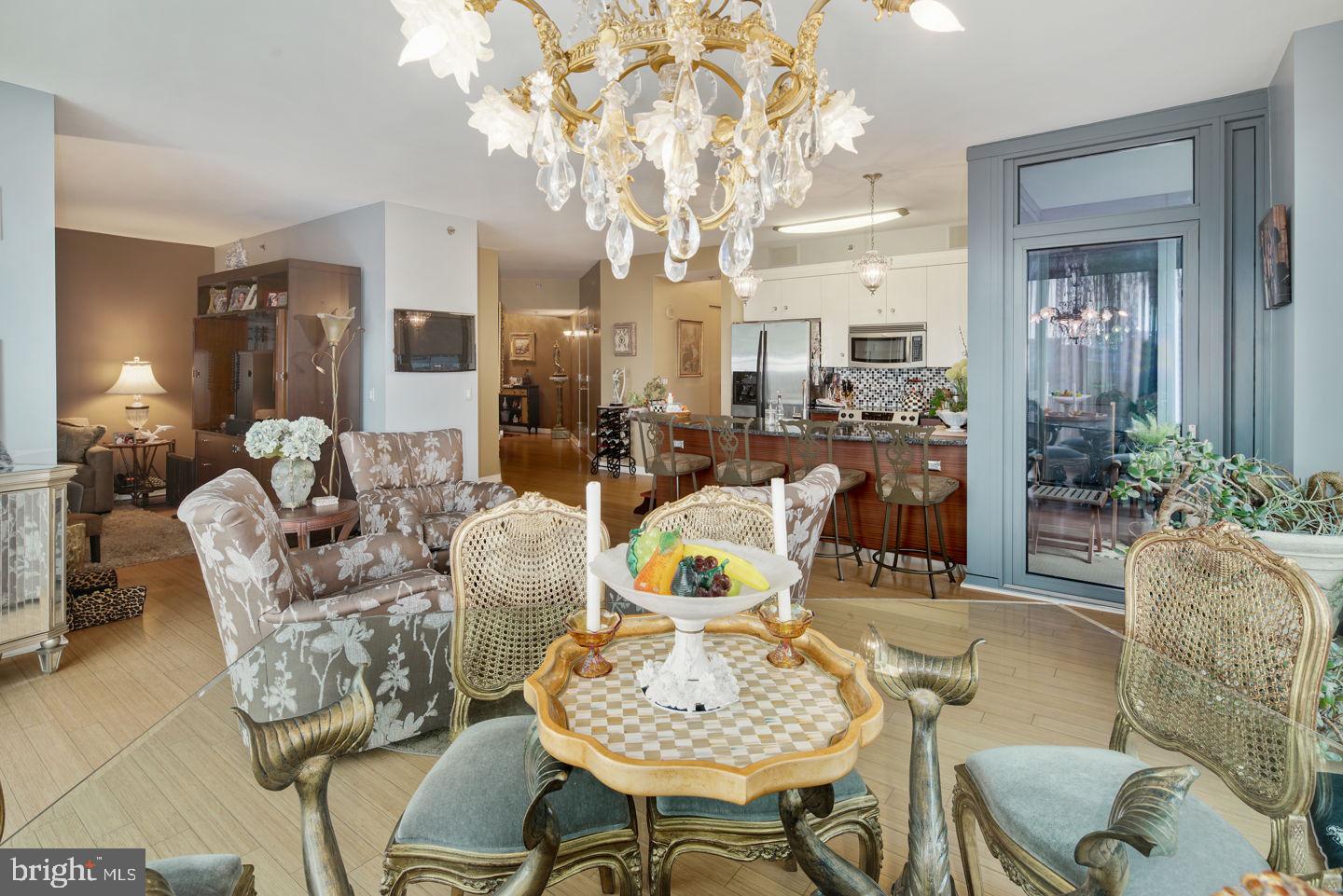 RITTENHOUSE SQUARE - Residential