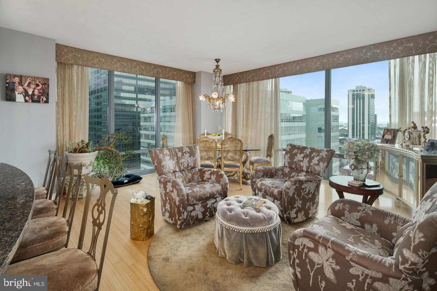 RITTENHOUSE SQUARE - Residential