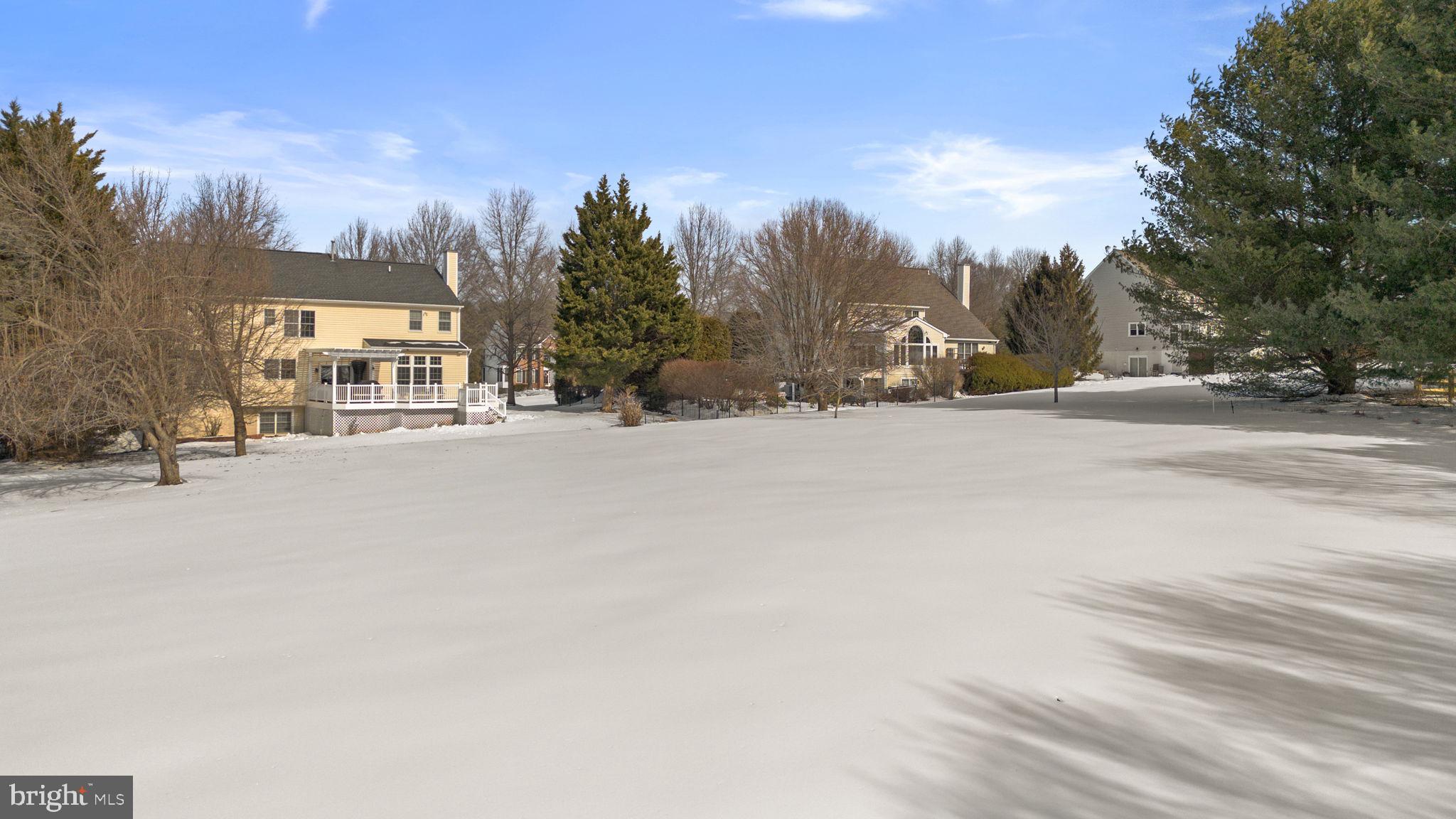 WINDY KNOLLS - Residential