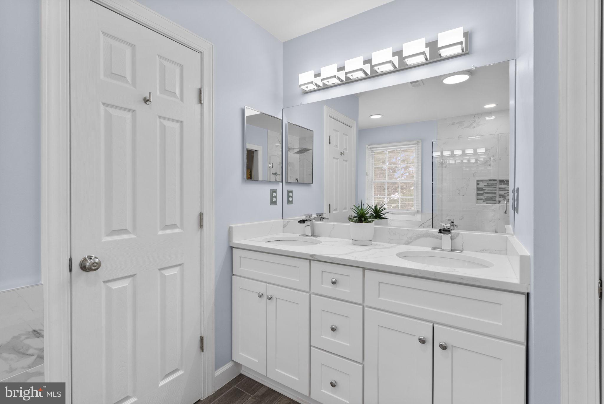 WINDY KNOLLS - Residential