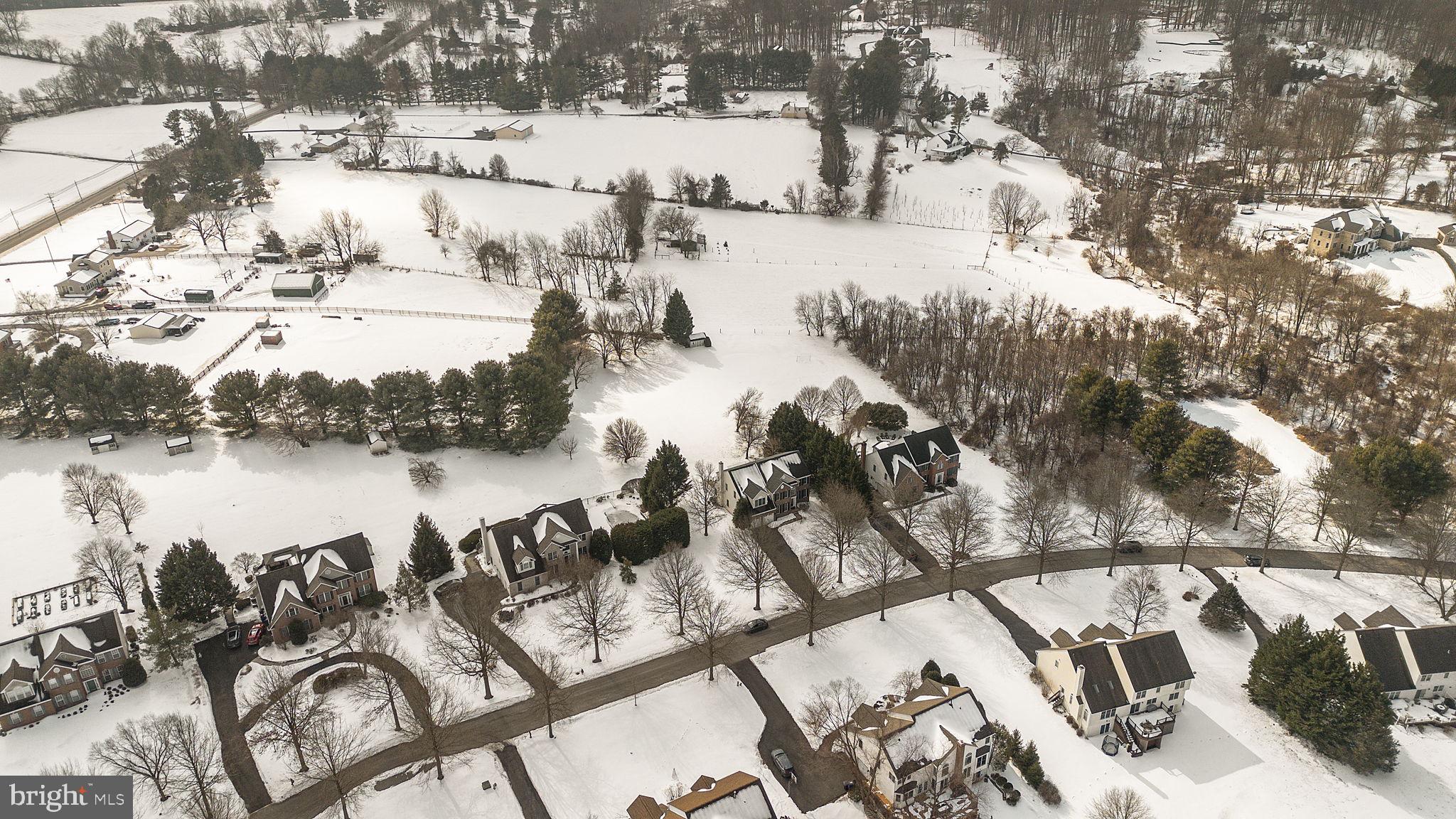 WINDY KNOLLS - Residential