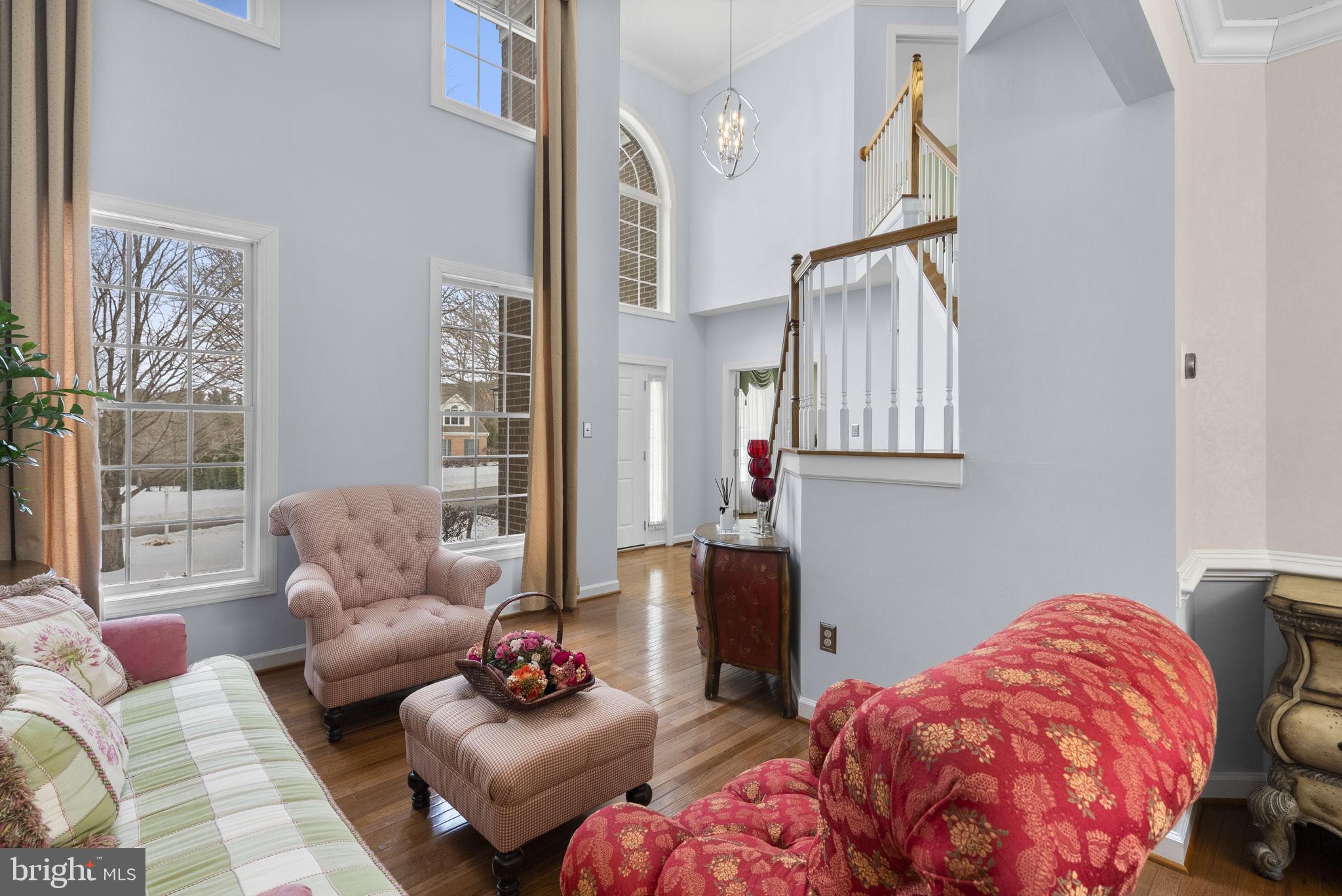 WINDY KNOLLS - Residential