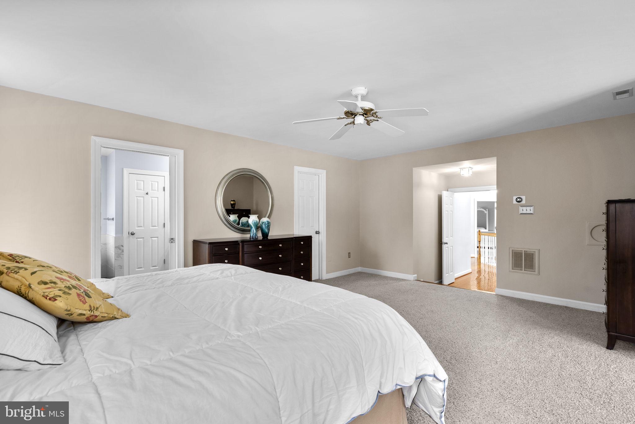 WINDY KNOLLS - Residential