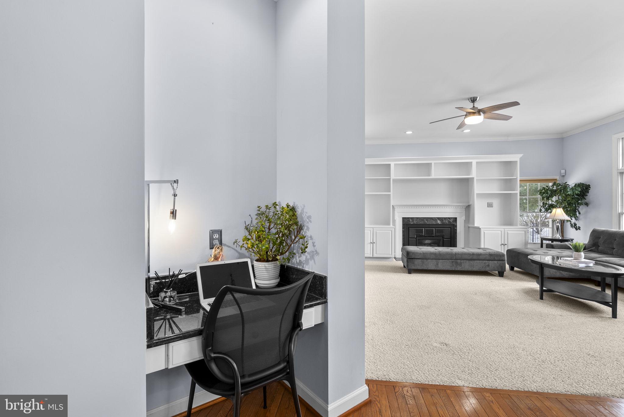 WINDY KNOLLS - Residential