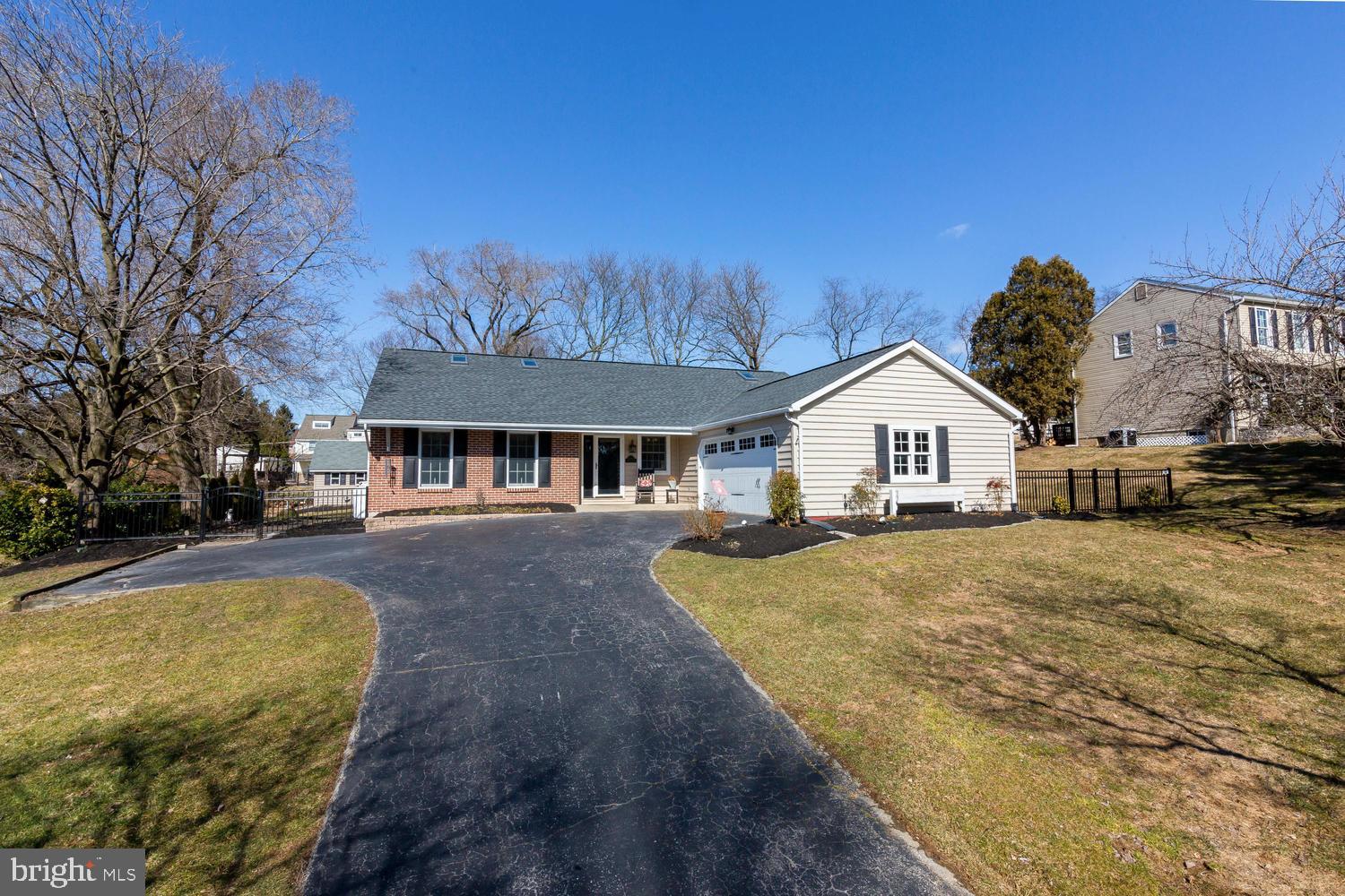 HAMLET HILLS - Residential