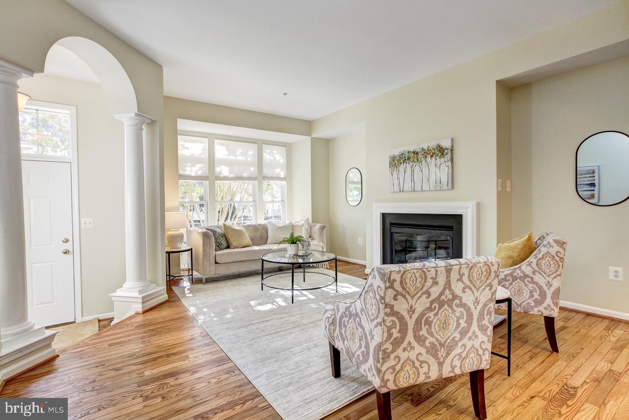 WORMANS MILL - Residential