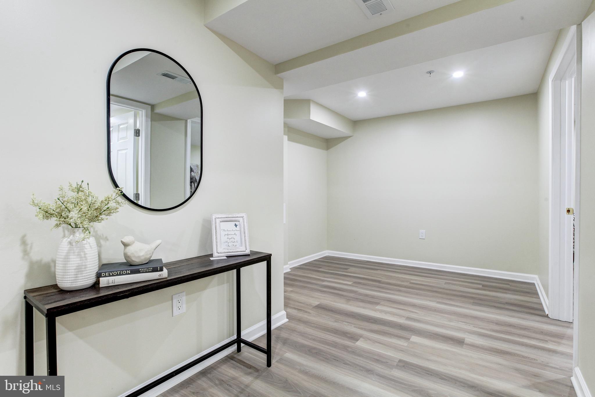 WORMANS MILL - Residential