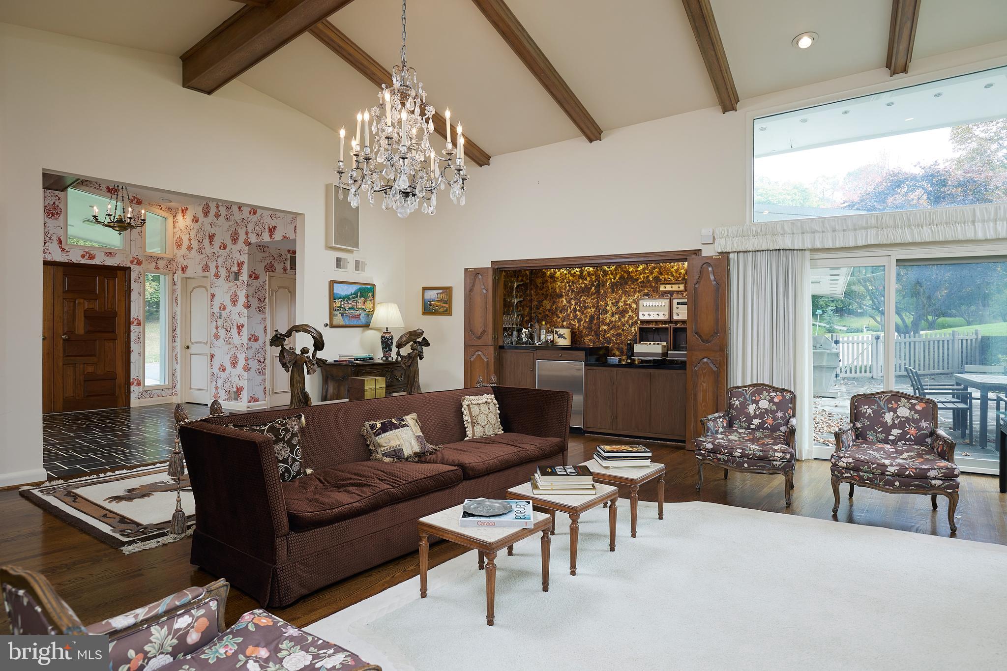 BANNOCKBURN ESTATES - Residential