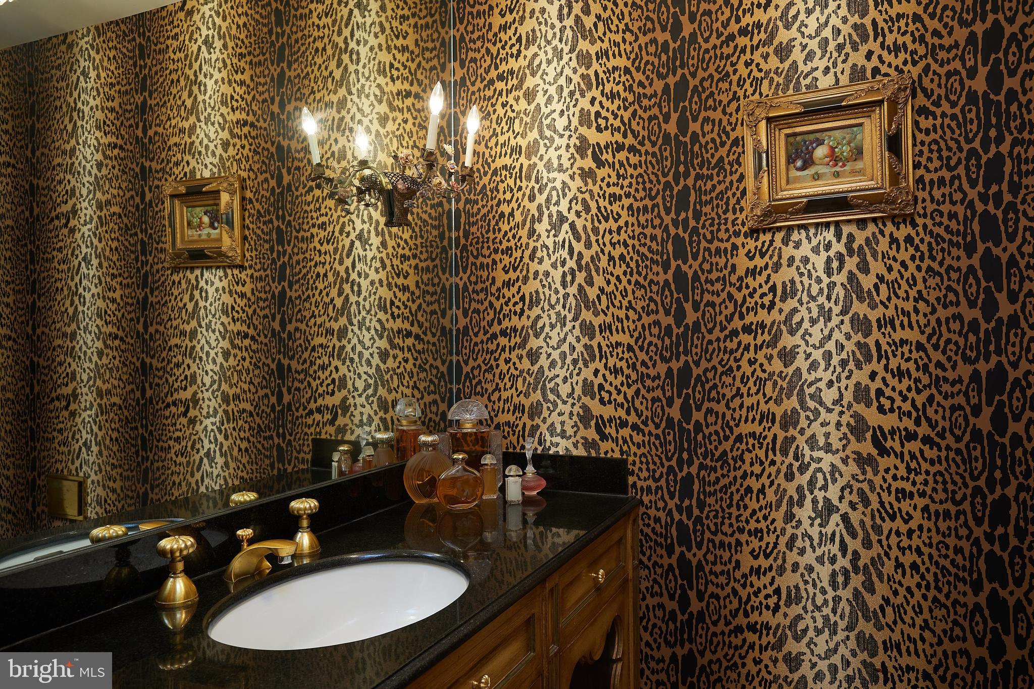 BANNOCKBURN ESTATES - Residential