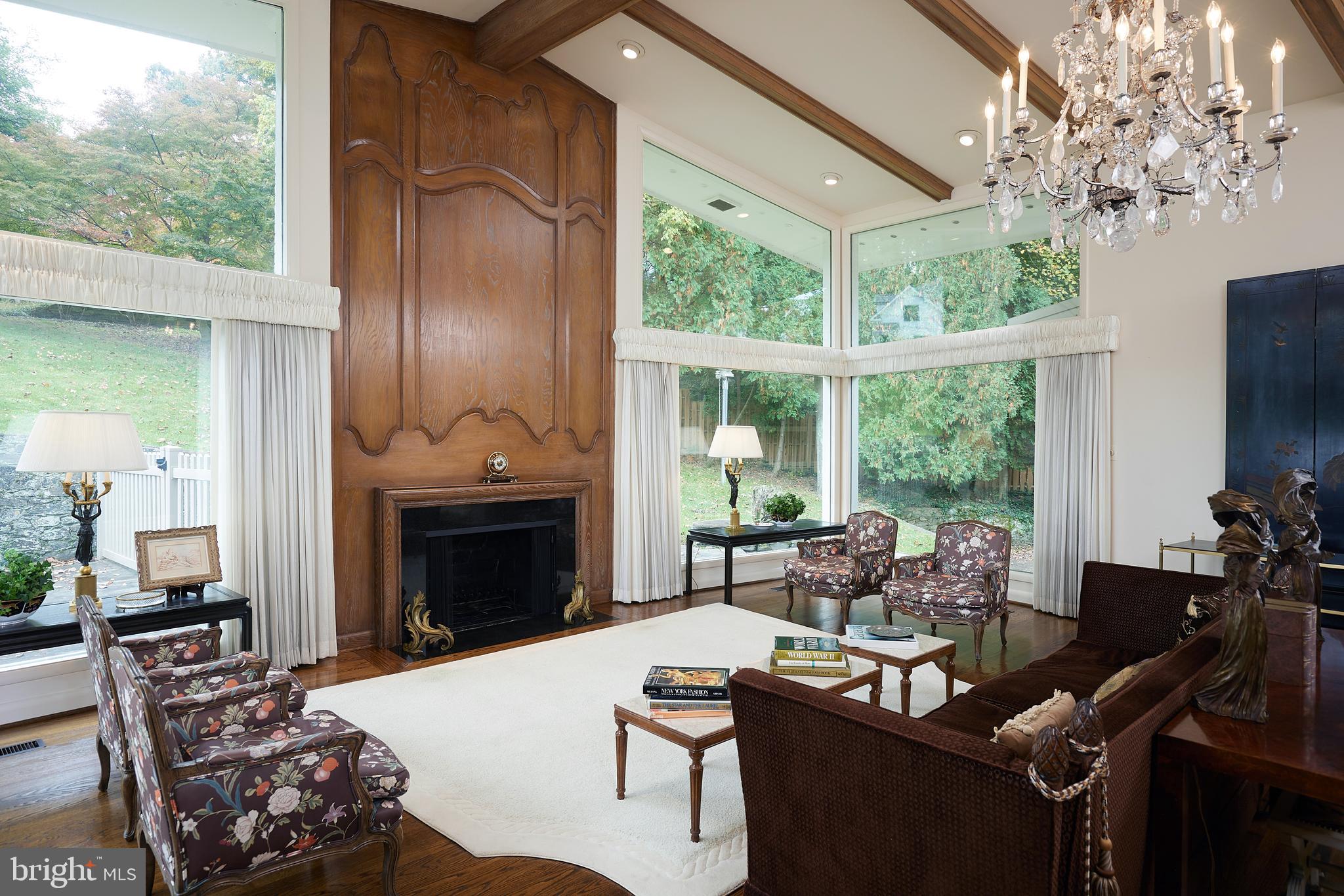 BANNOCKBURN ESTATES - Residential