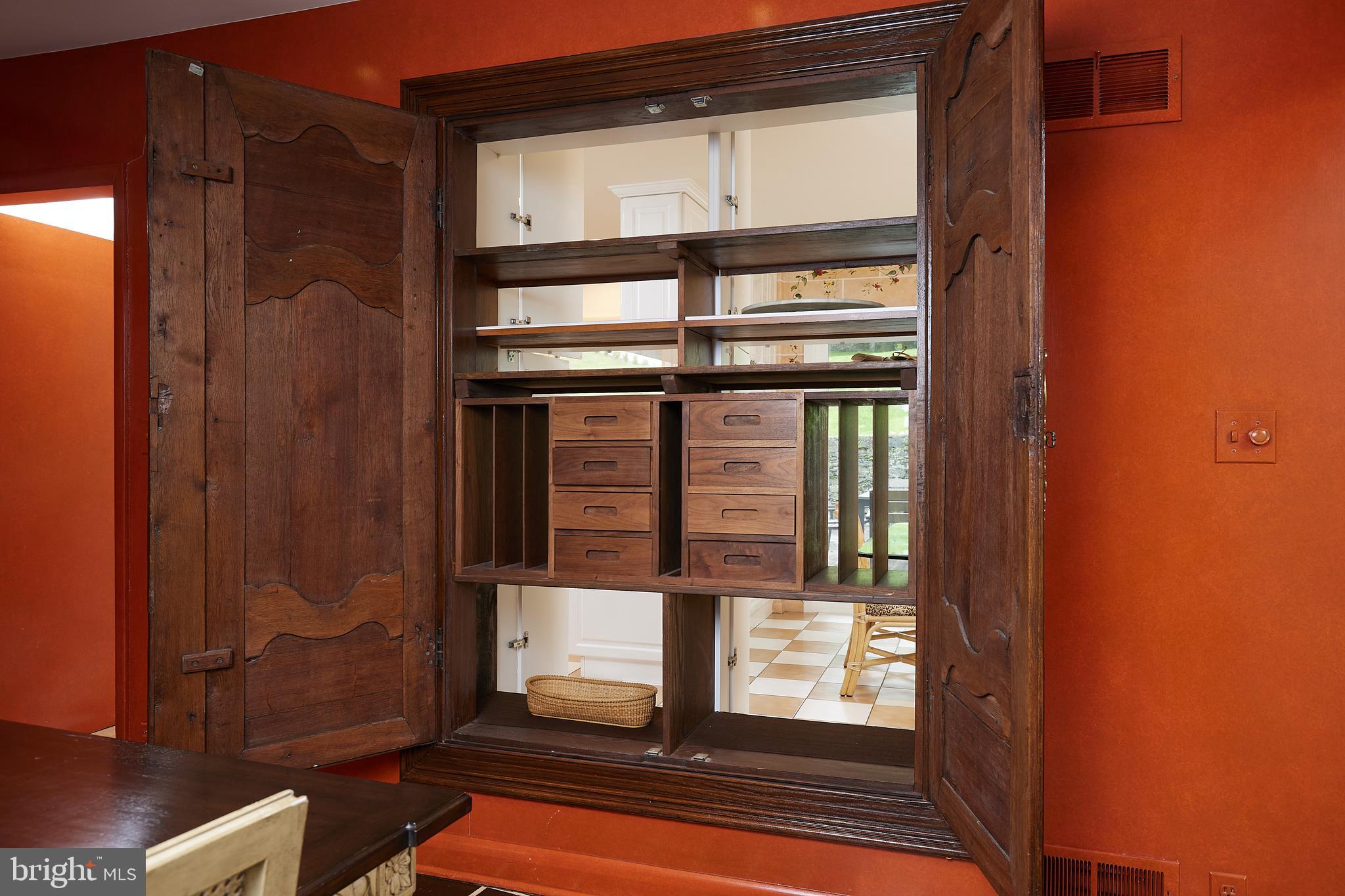 BANNOCKBURN ESTATES - Residential