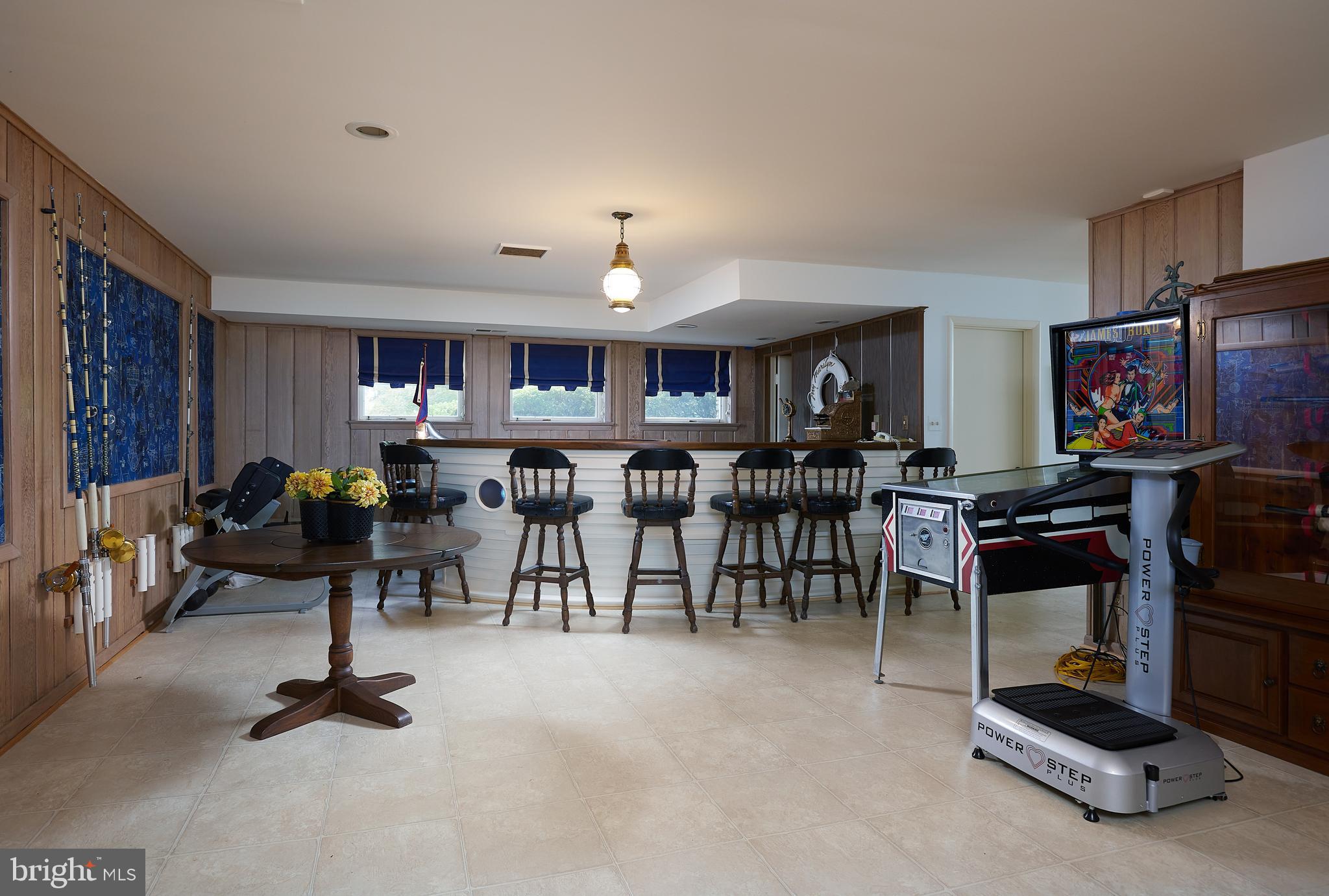 BANNOCKBURN ESTATES - Residential