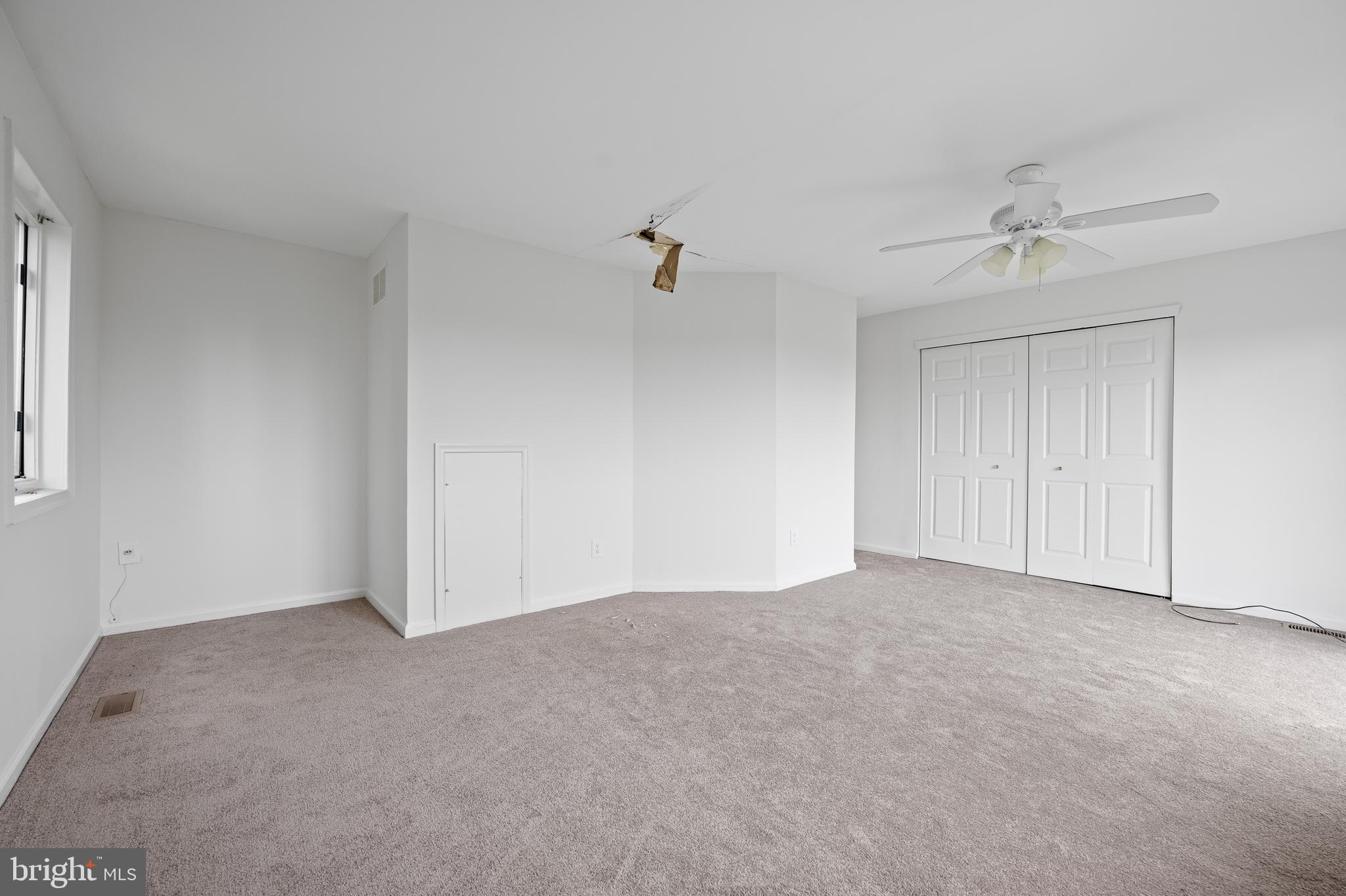 REBEL HILL - Residential