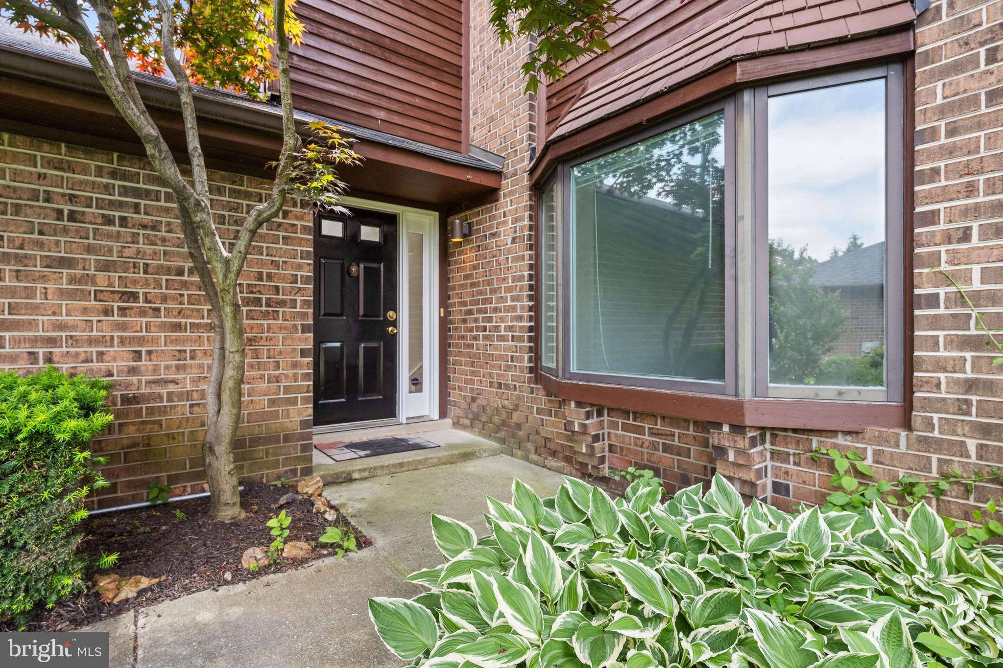 REBEL HILL - Residential