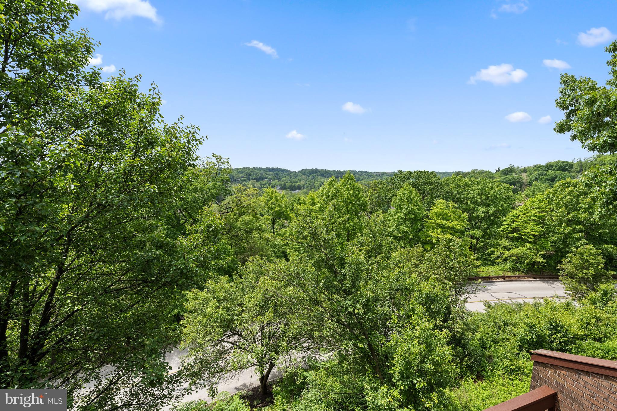 REBEL HILL - Residential
