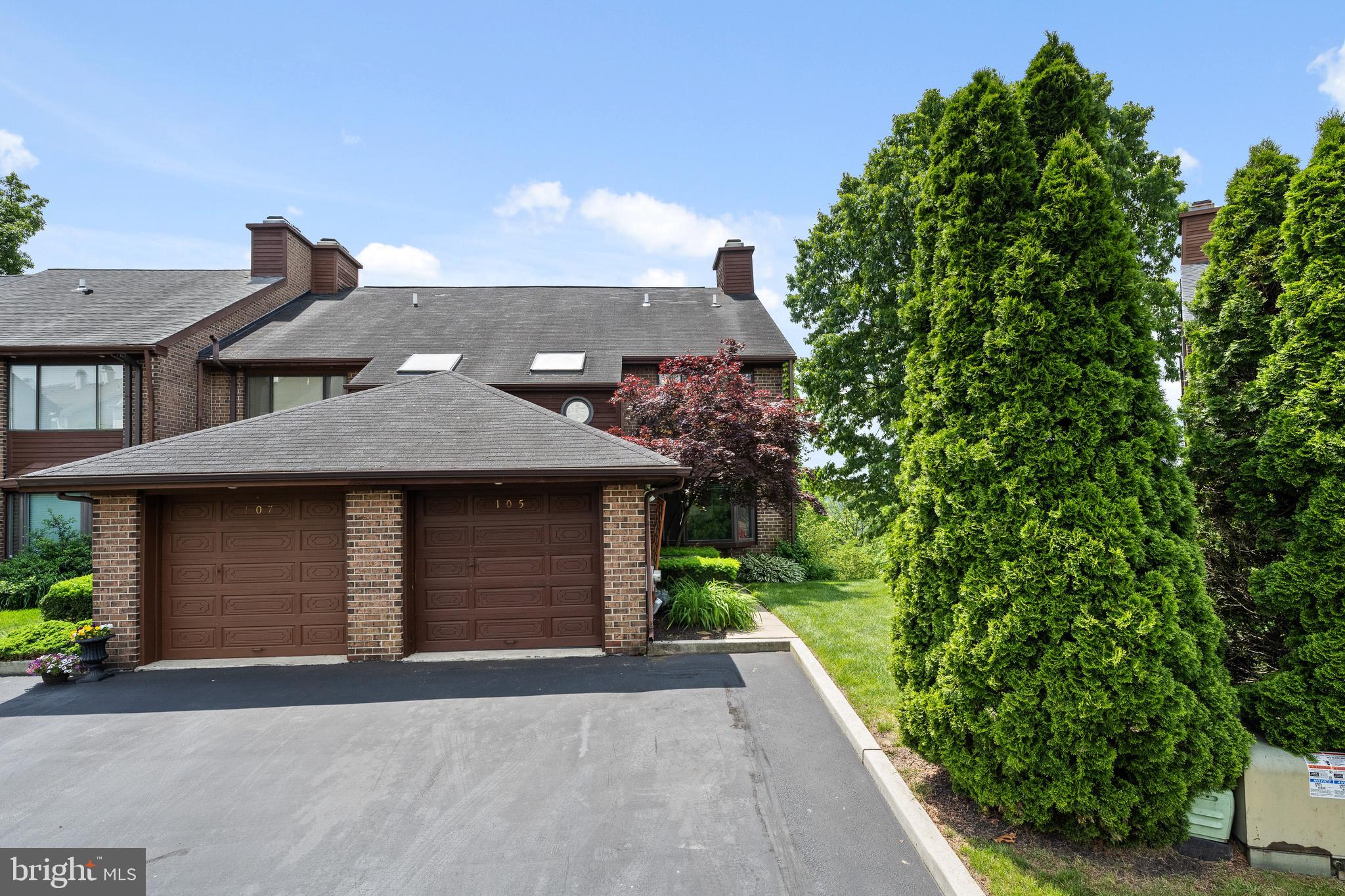 REBEL HILL - Residential