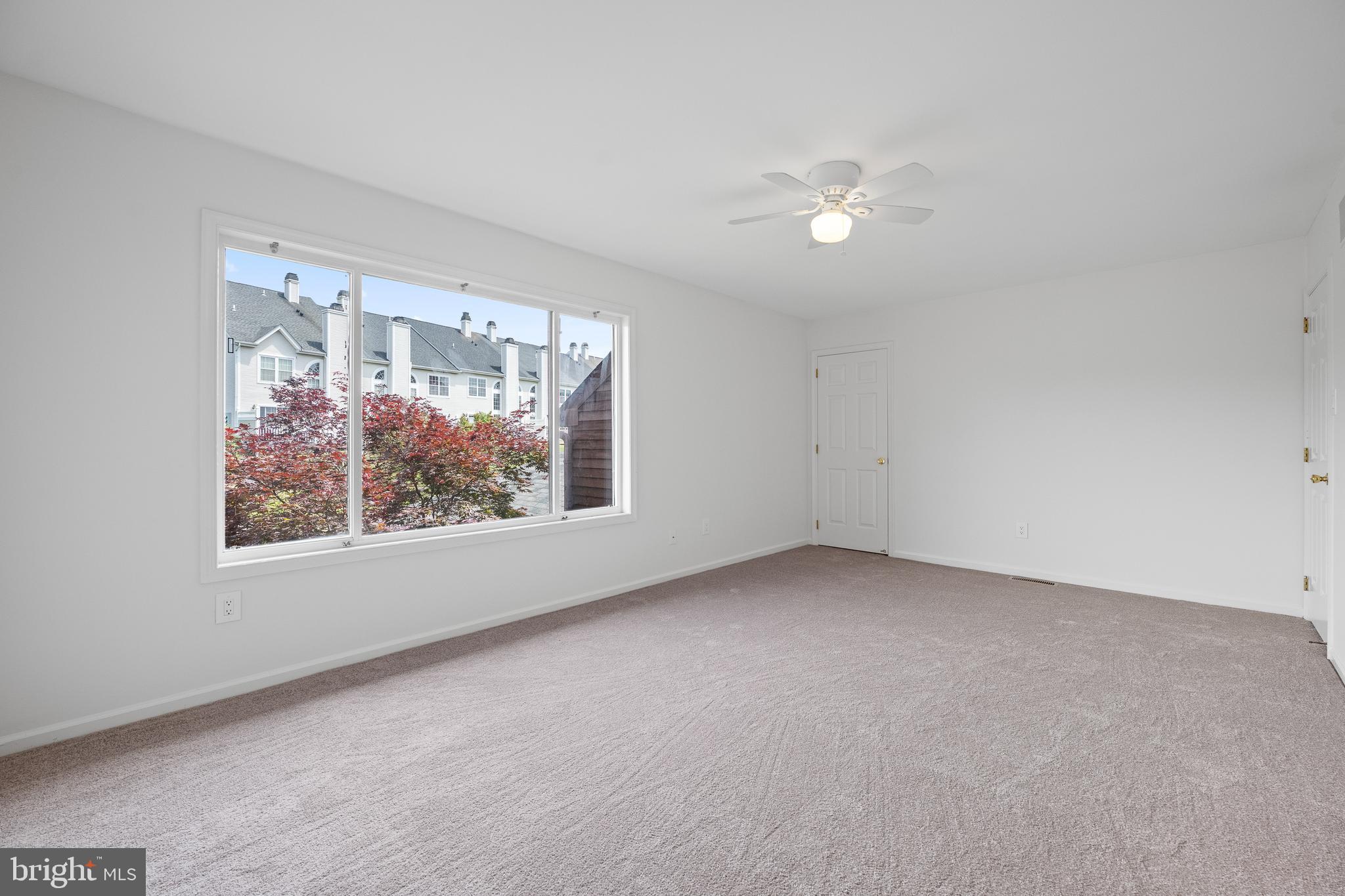 REBEL HILL - Residential