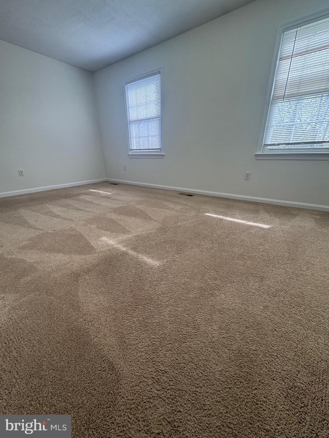 THOUSAND OAKS - Residential Lease