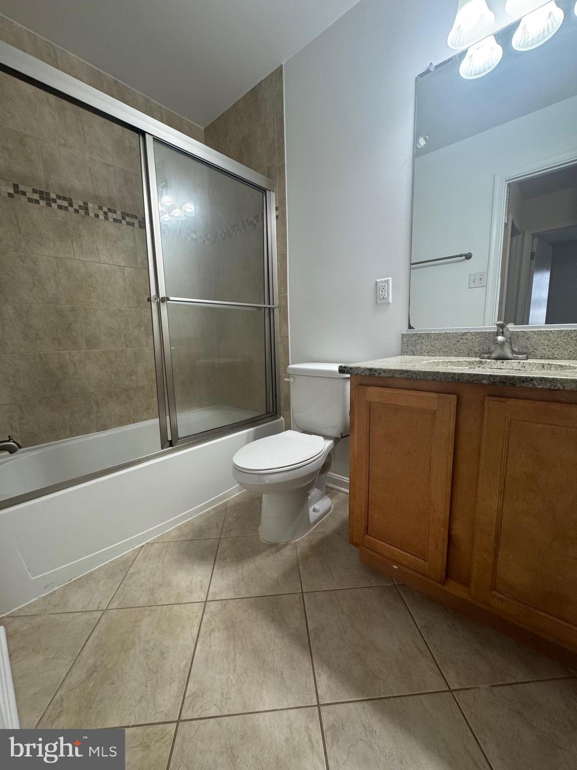 THOUSAND OAKS - Residential Lease