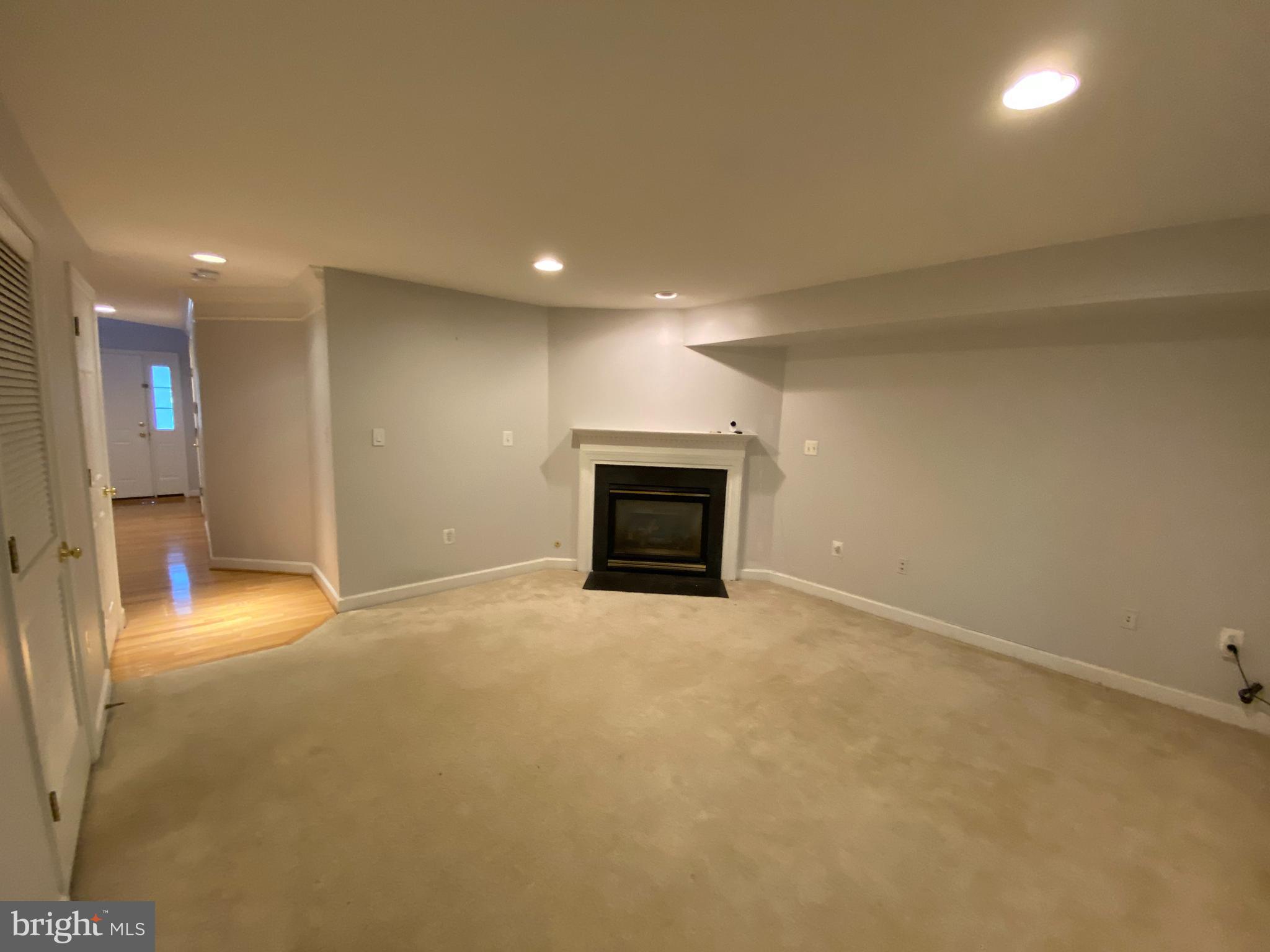 PARKSIDE AT FAIRFAX - Residential Lease