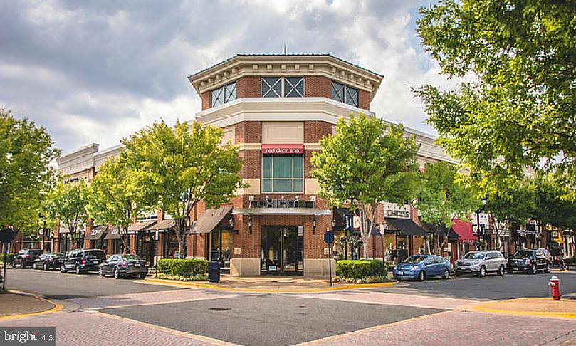 PARKSIDE AT FAIRFAX - Residential Lease