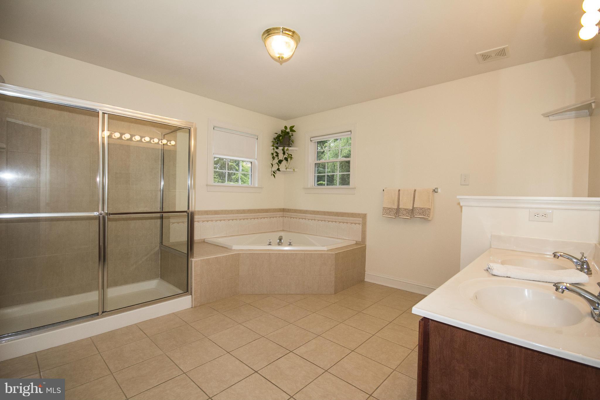 WOODBROOK - Residential