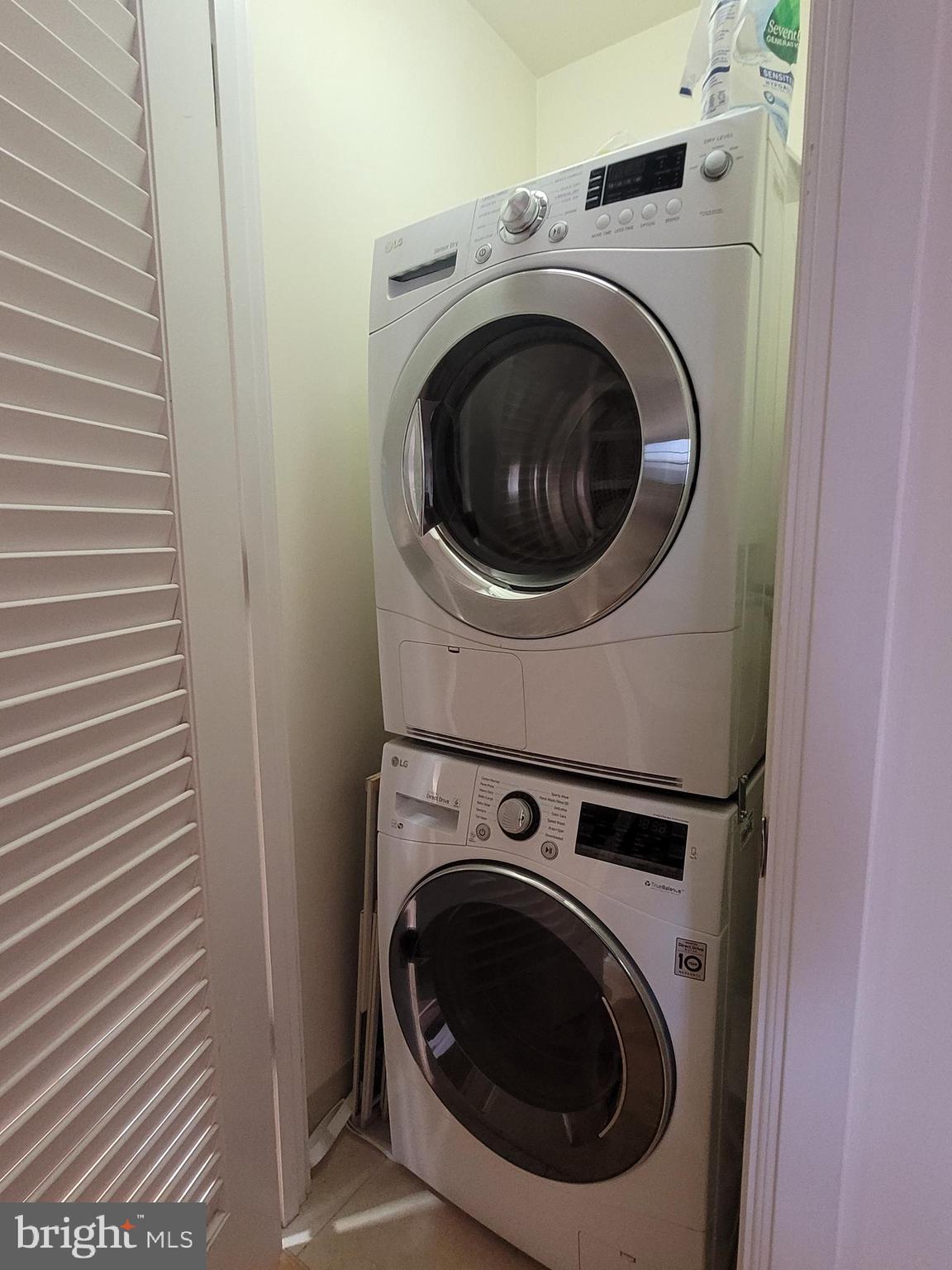 RITTENHOUSE SQUARE - Residential Lease