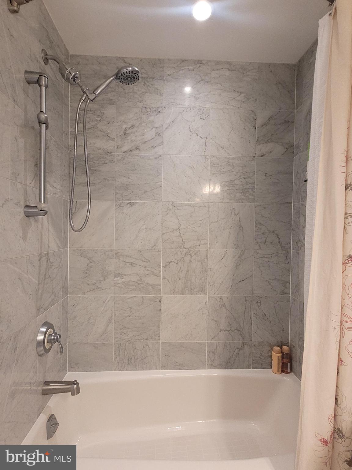 RITTENHOUSE SQUARE - Residential Lease