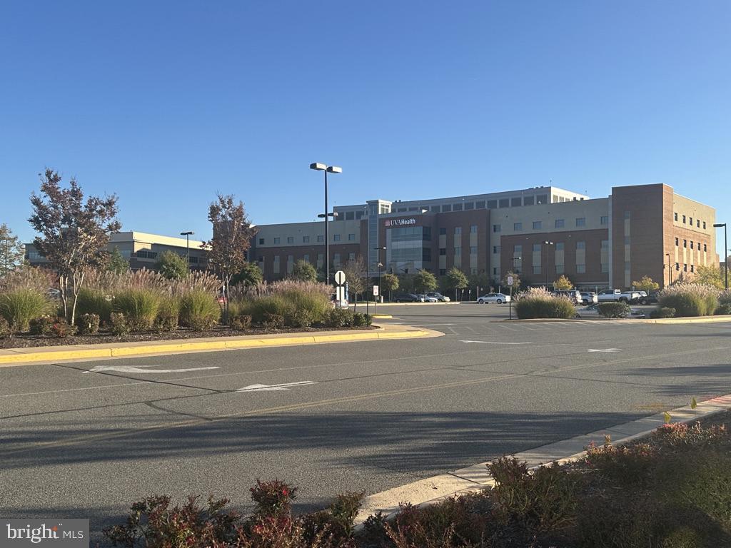 MARKET CENTER CONDOMINIUM - Residential